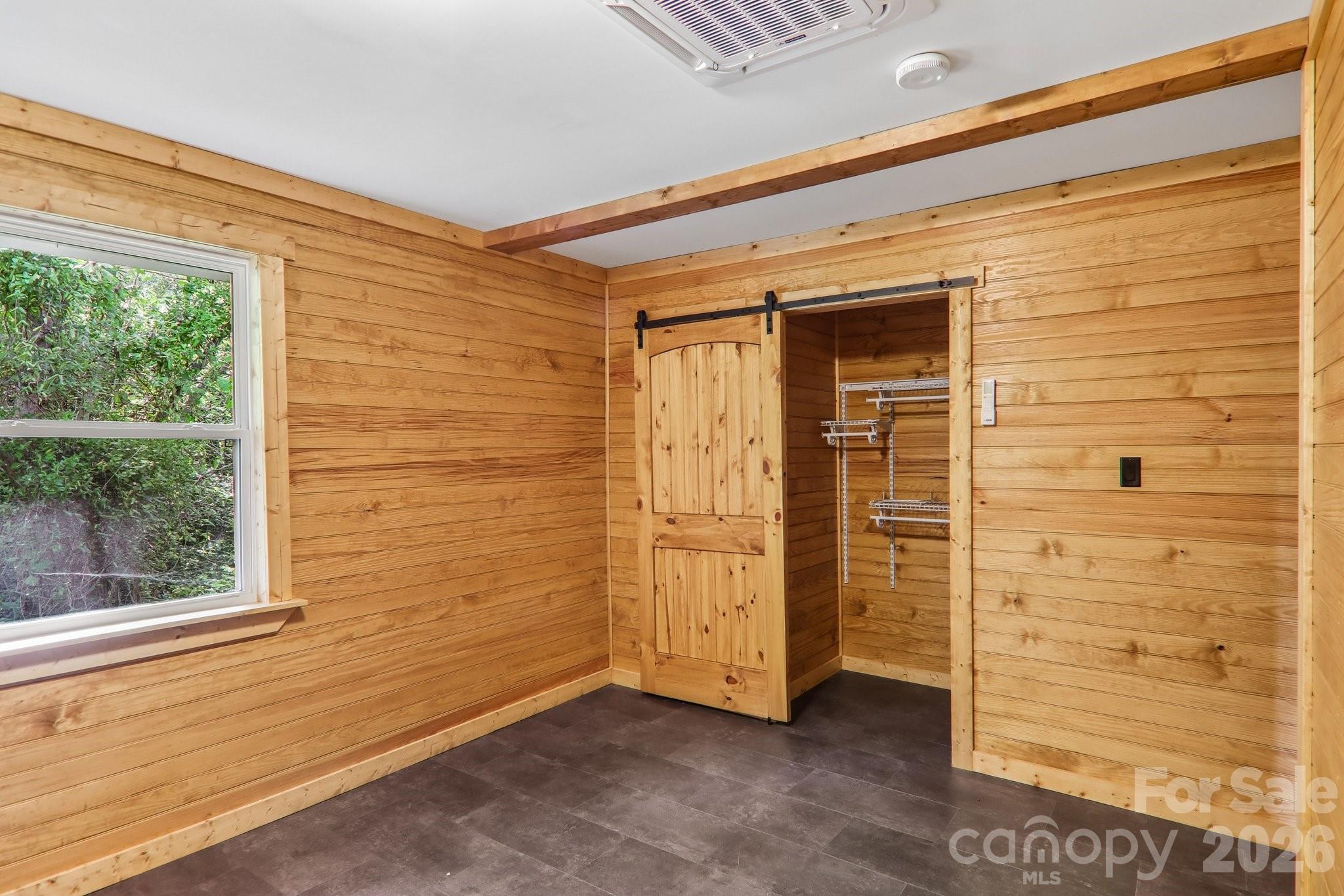137 Red Maple Lane — Burnsville