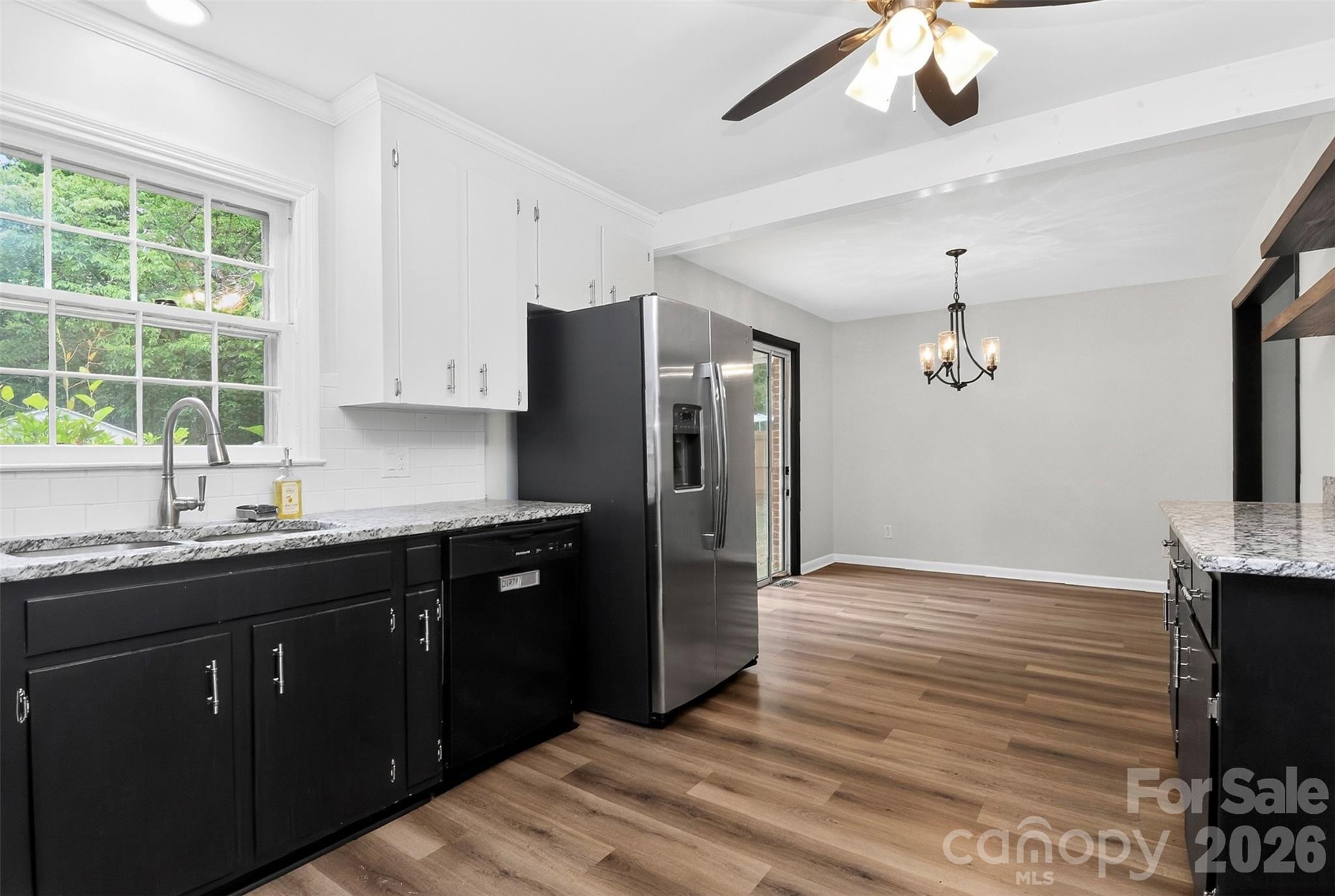 1801 Havenwood Drive — Lancaster