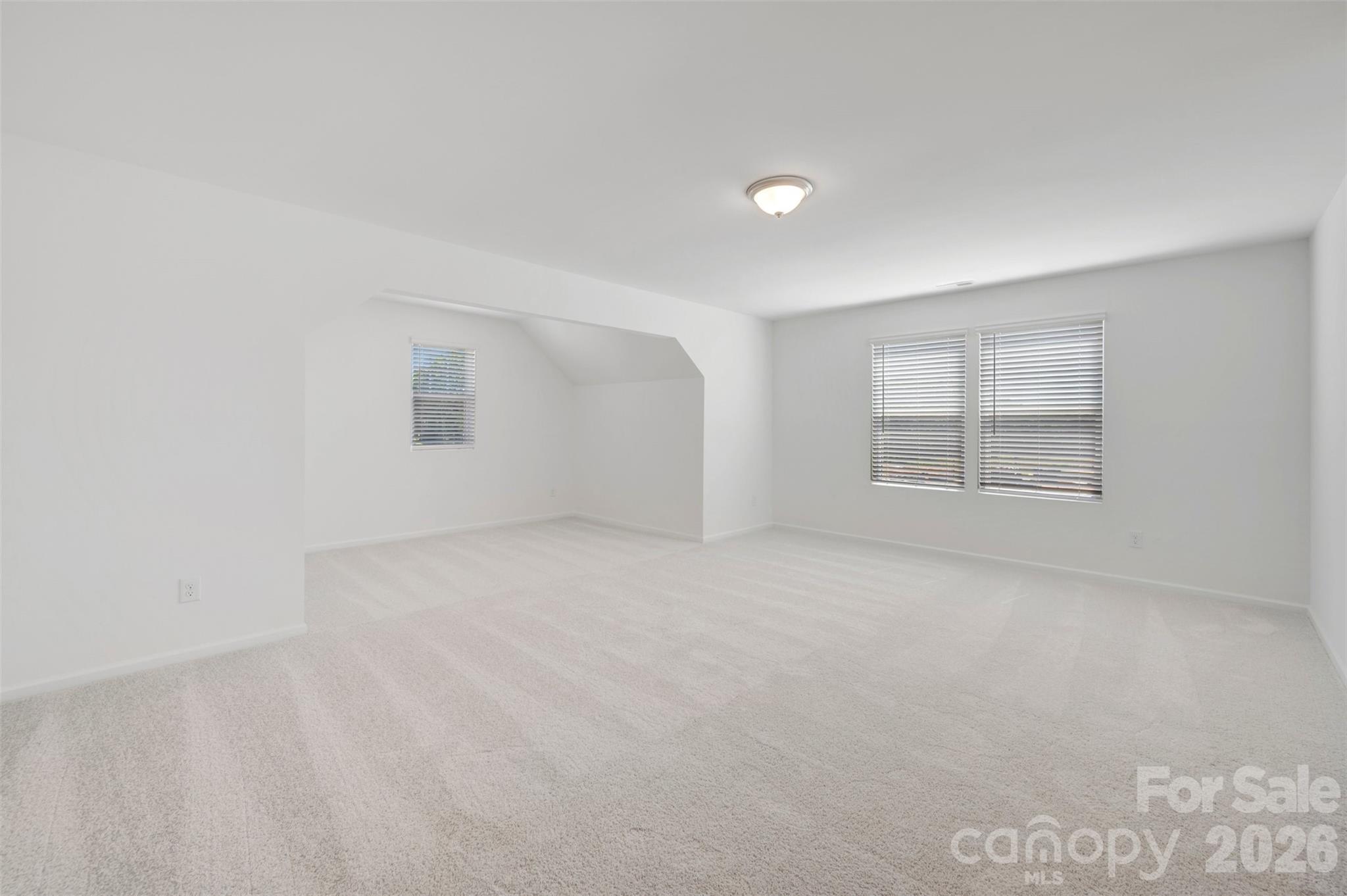 645 Willoughby Park Drive — Monroe
