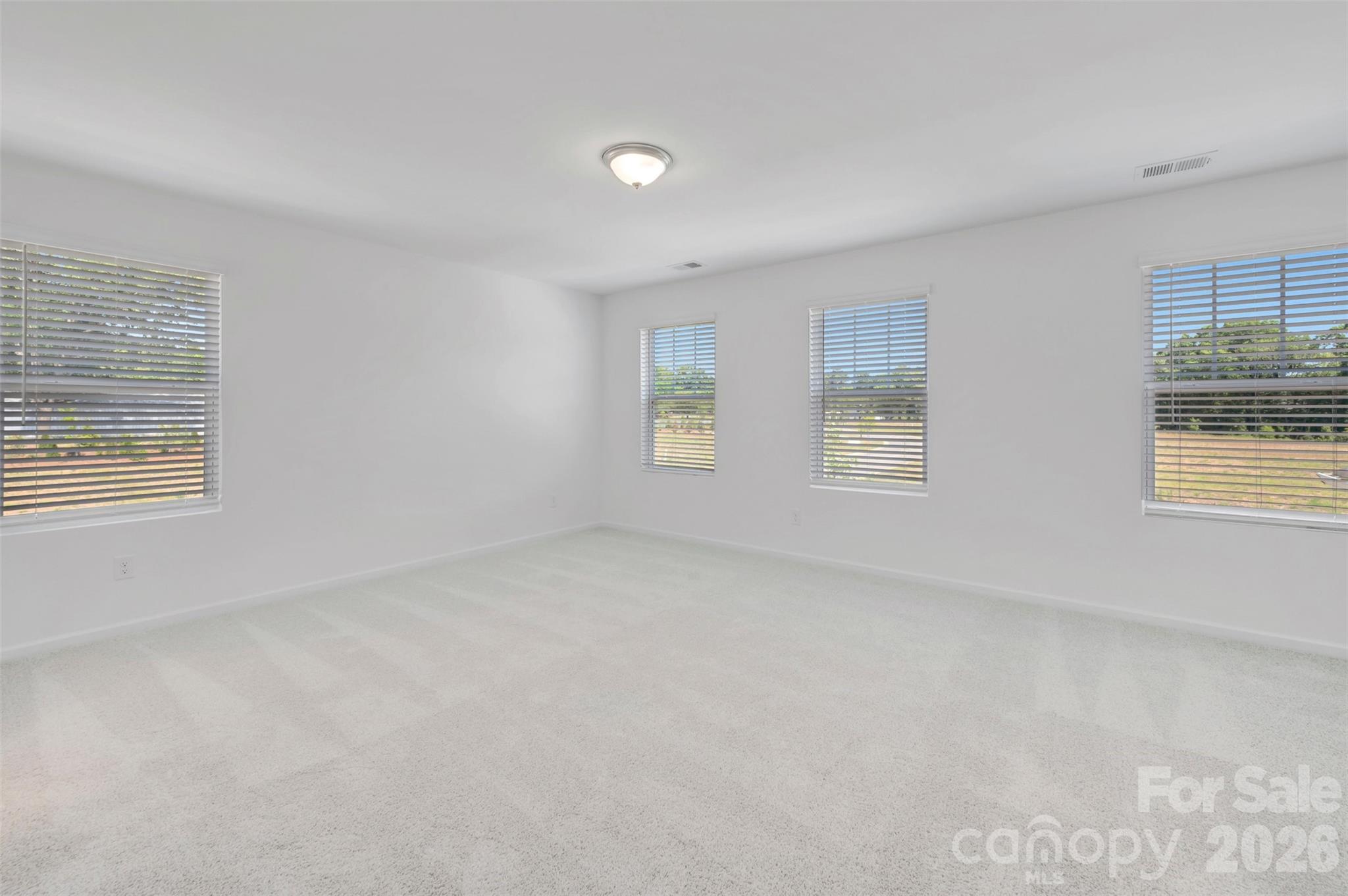 645 Willoughby Park Drive — Monroe
