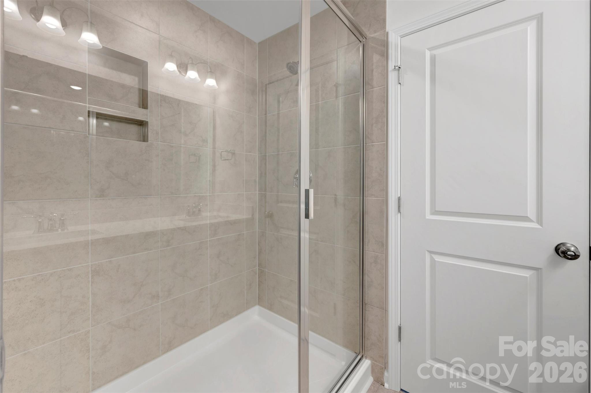645 Willoughby Park Drive — Monroe