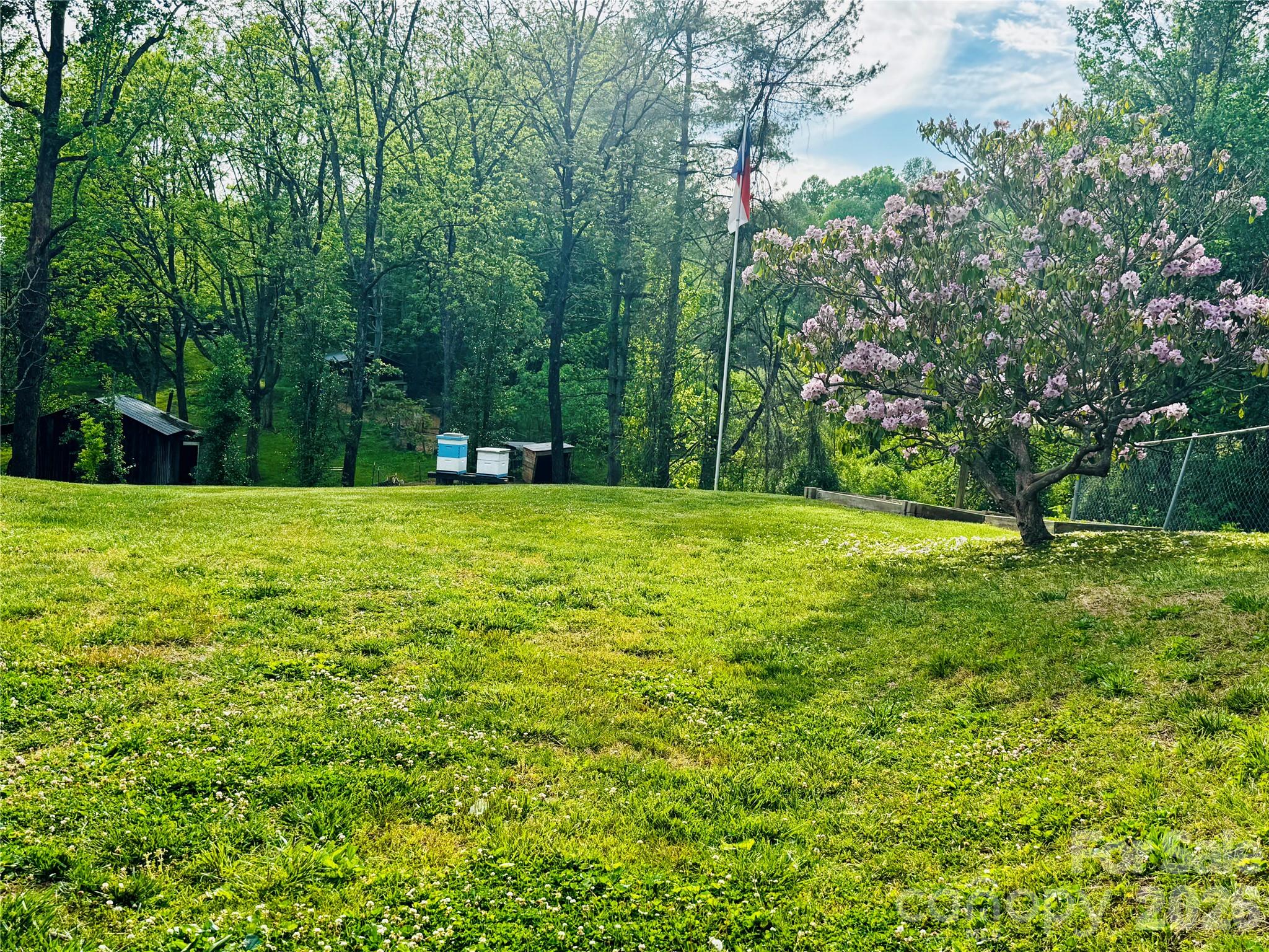 1664 Old US 25 Highway — Zirconia