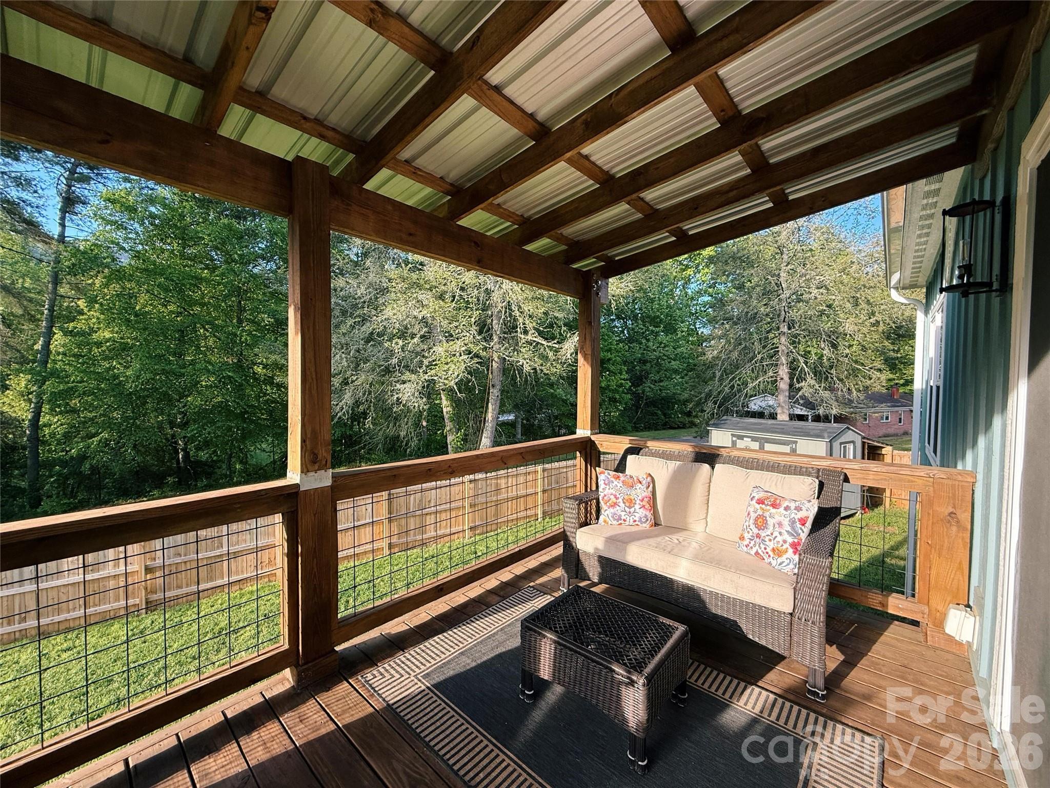 39 Arlington Oaks Lane — Bryson City