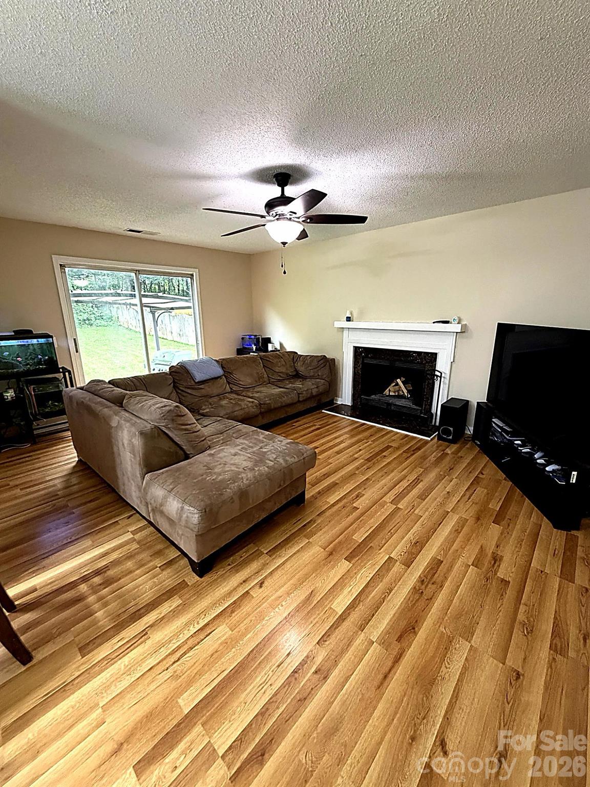 7531 Woodknoll Drive — Charlotte