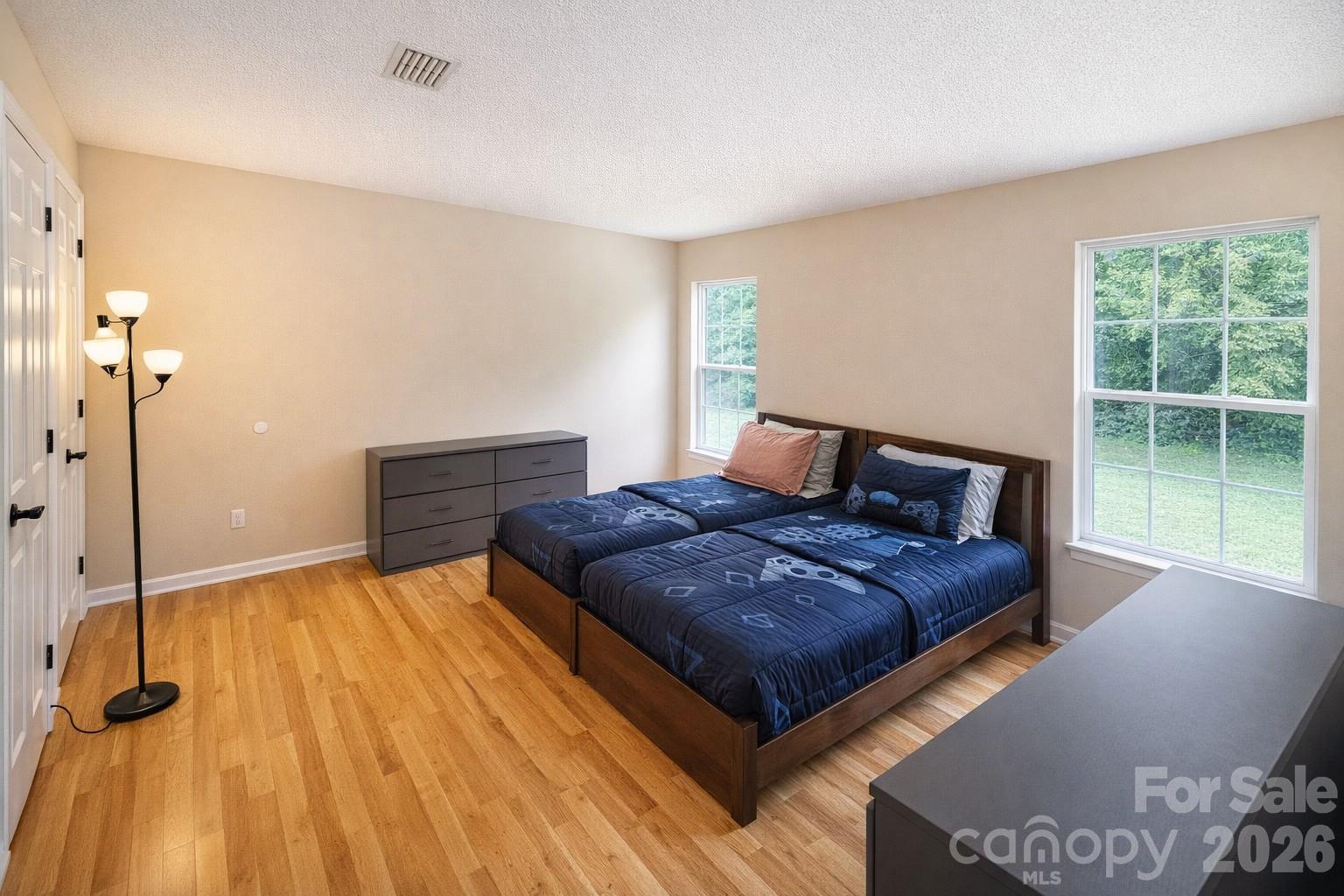 7531 Woodknoll Drive — Charlotte
