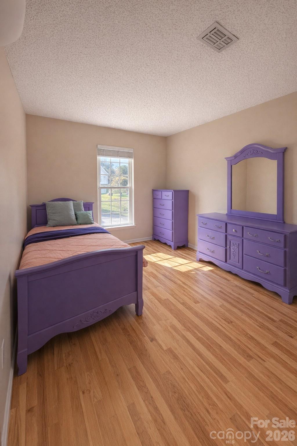 7531 Woodknoll Drive — Charlotte