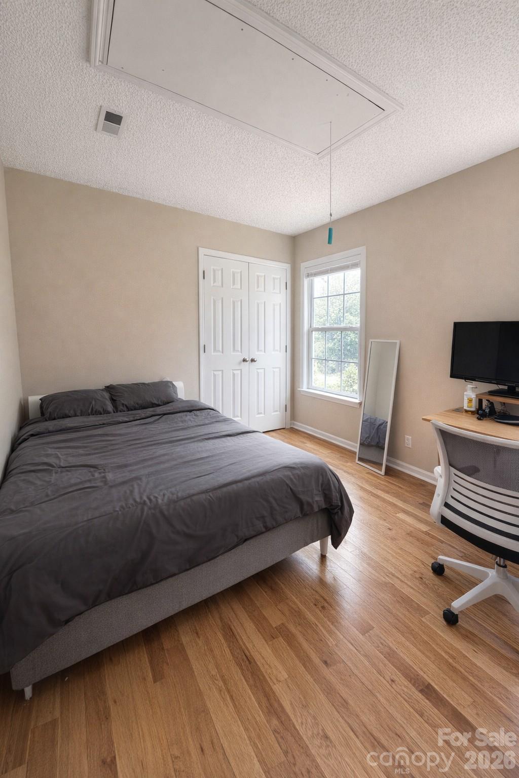 7531 Woodknoll Drive — Charlotte