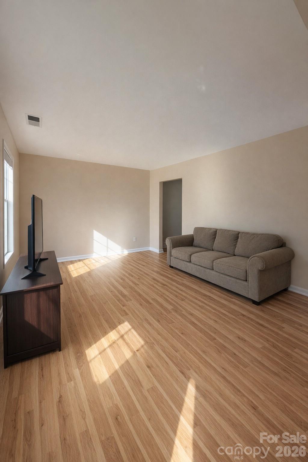 7531 Woodknoll Drive — Charlotte