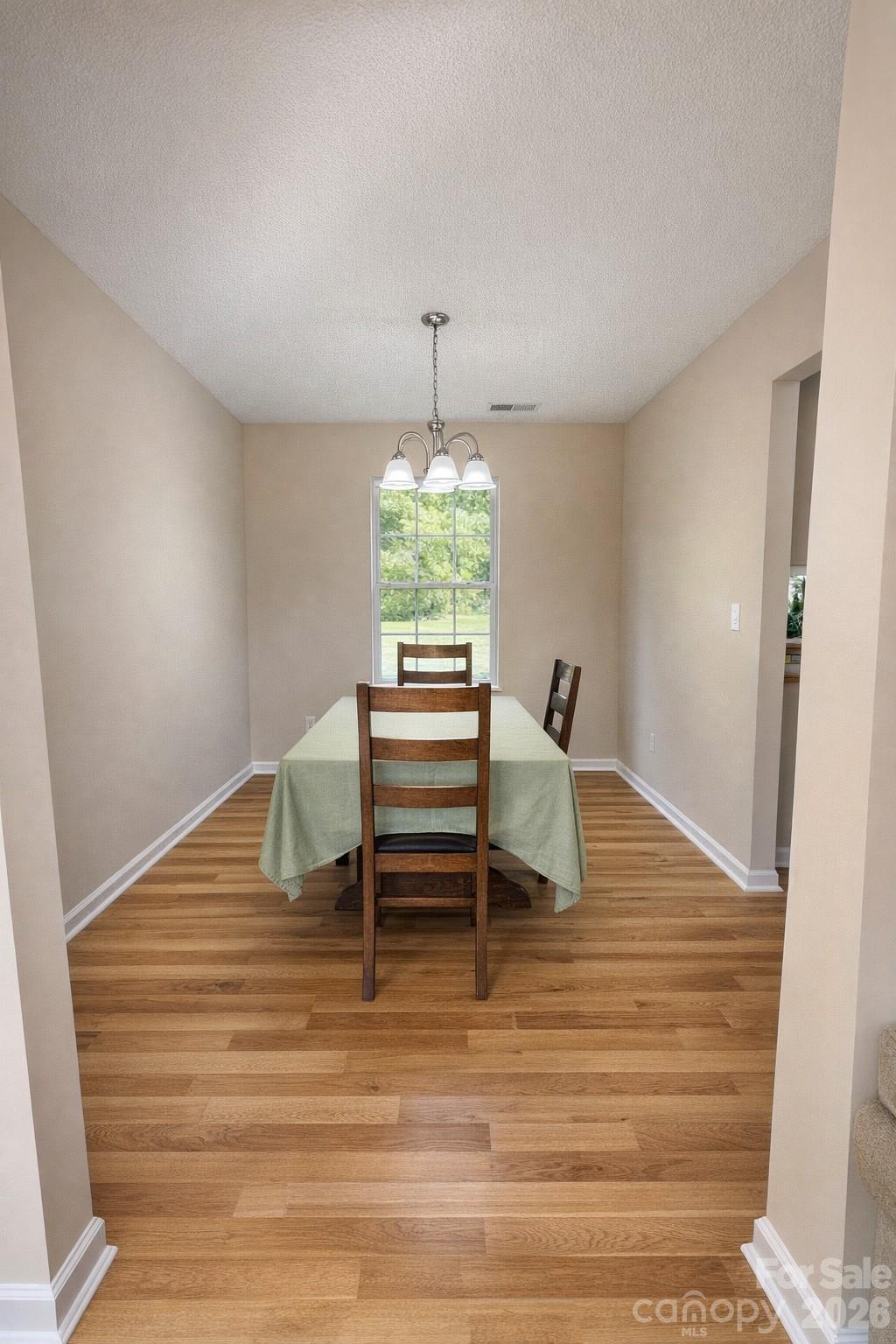 7531 Woodknoll Drive — Charlotte
