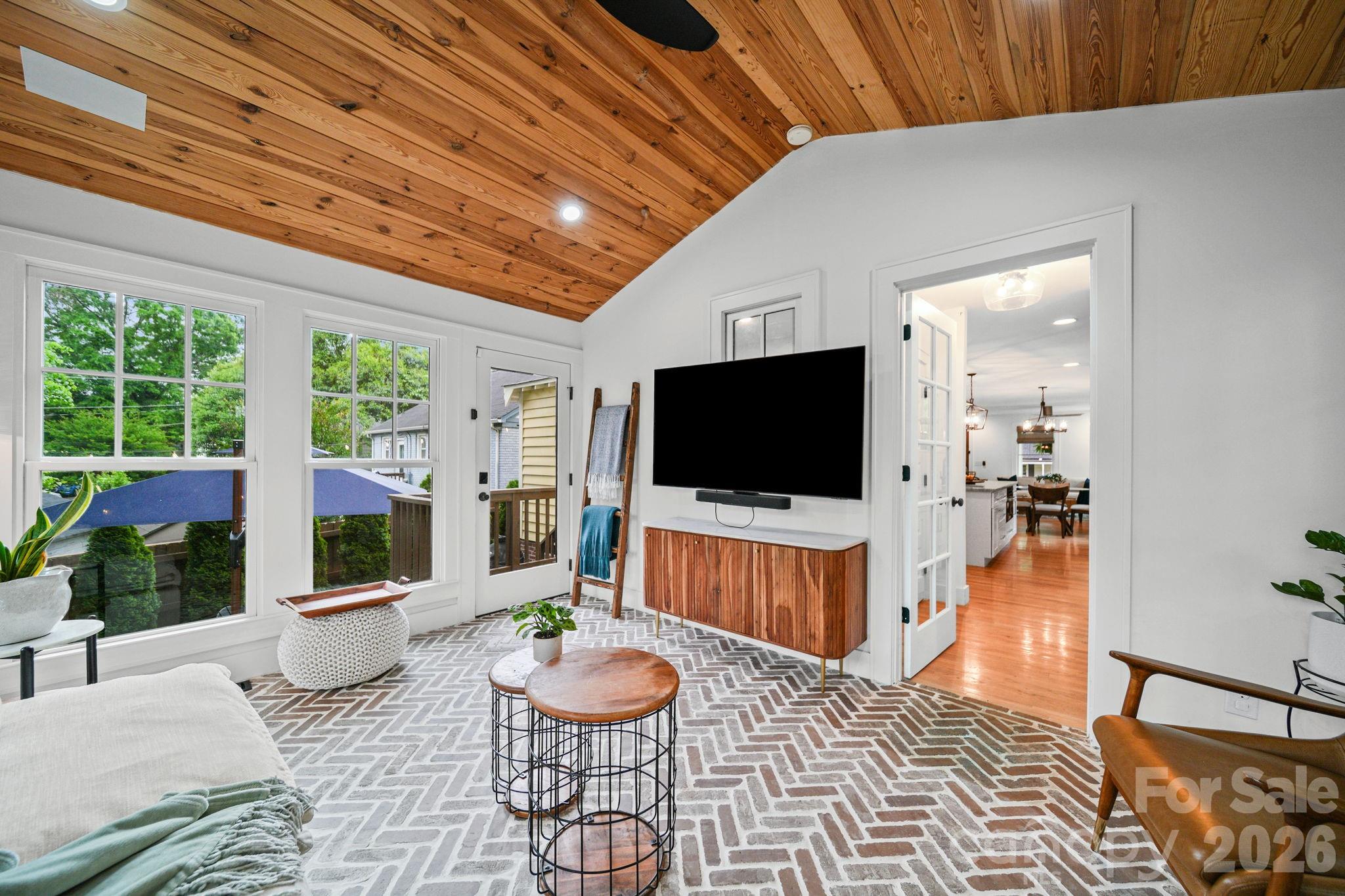 1716 Merriman Avenue — Charlotte
