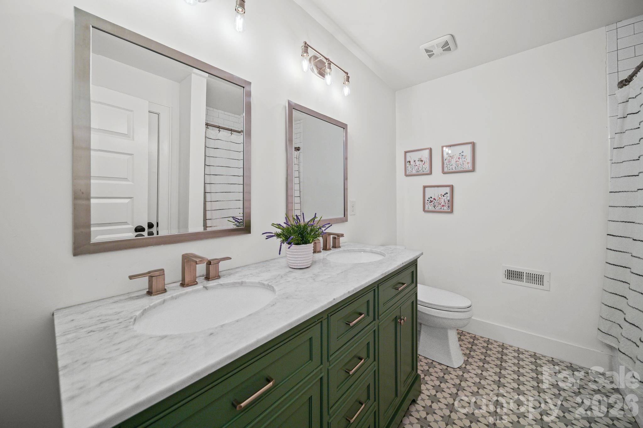 1716 Merriman Avenue — Charlotte