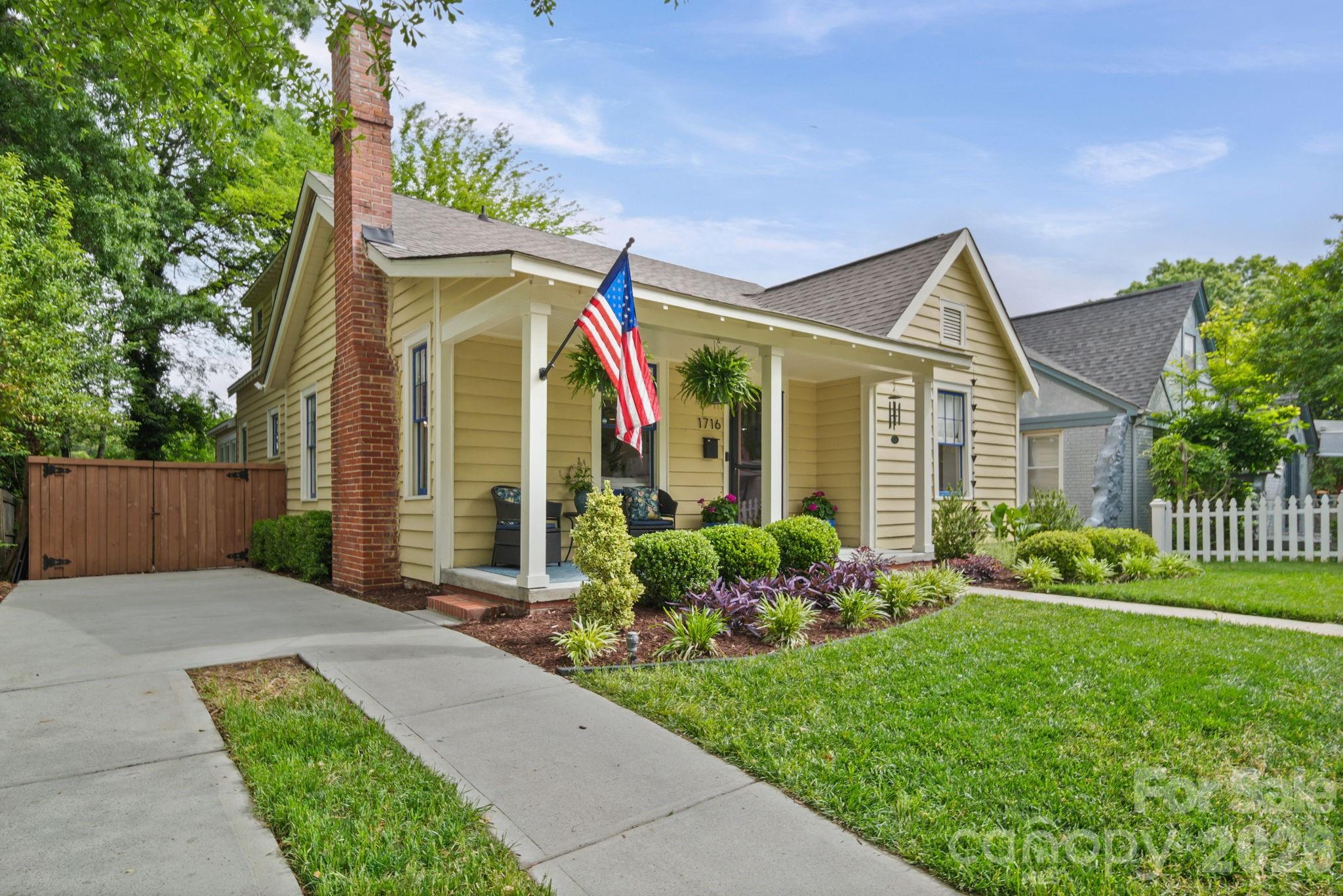 1716 Merriman Avenue — Charlotte
