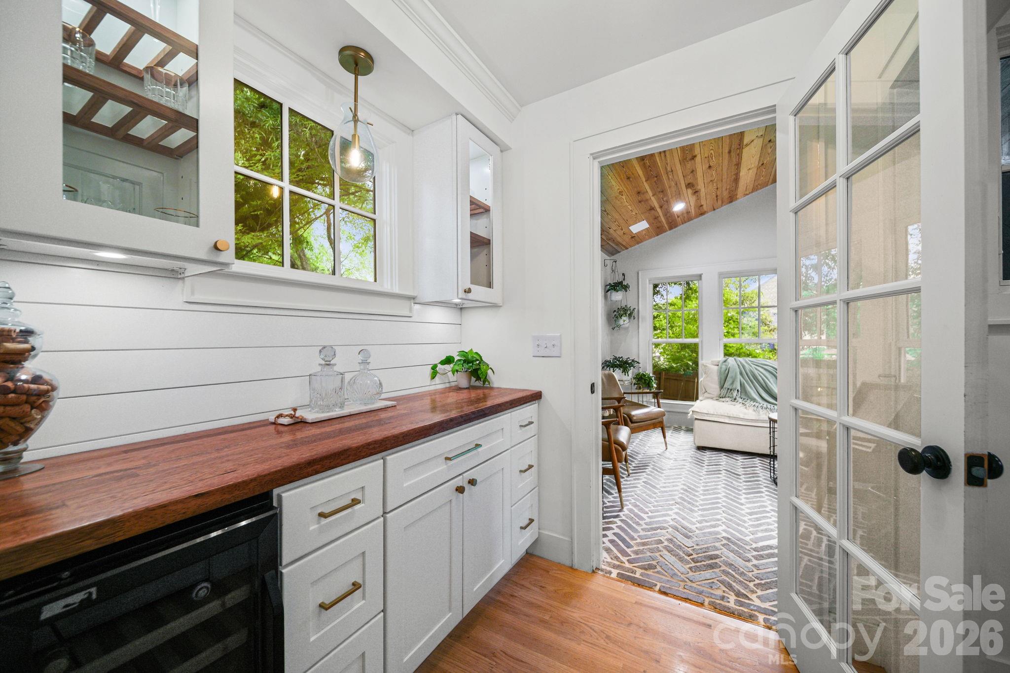 1716 Merriman Avenue — Charlotte