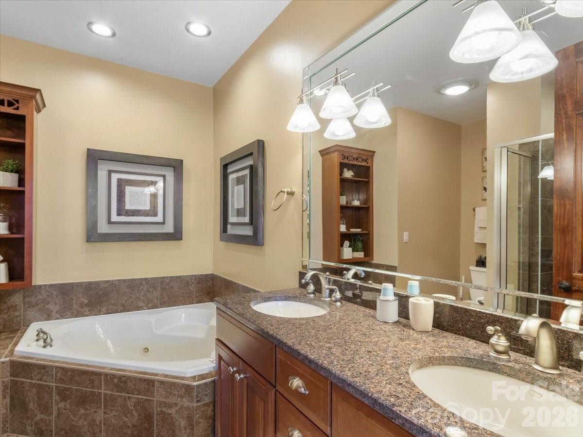 600 Andrew Banks Road #D4 — Burnsville