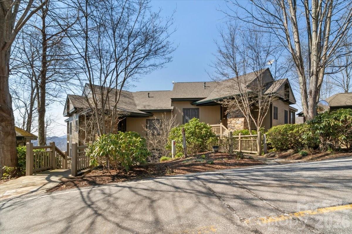 600 Andrew Banks Road #D4 — Burnsville