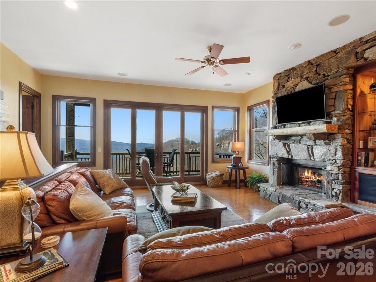 600 Andrew Banks Road #D4 — Burnsville