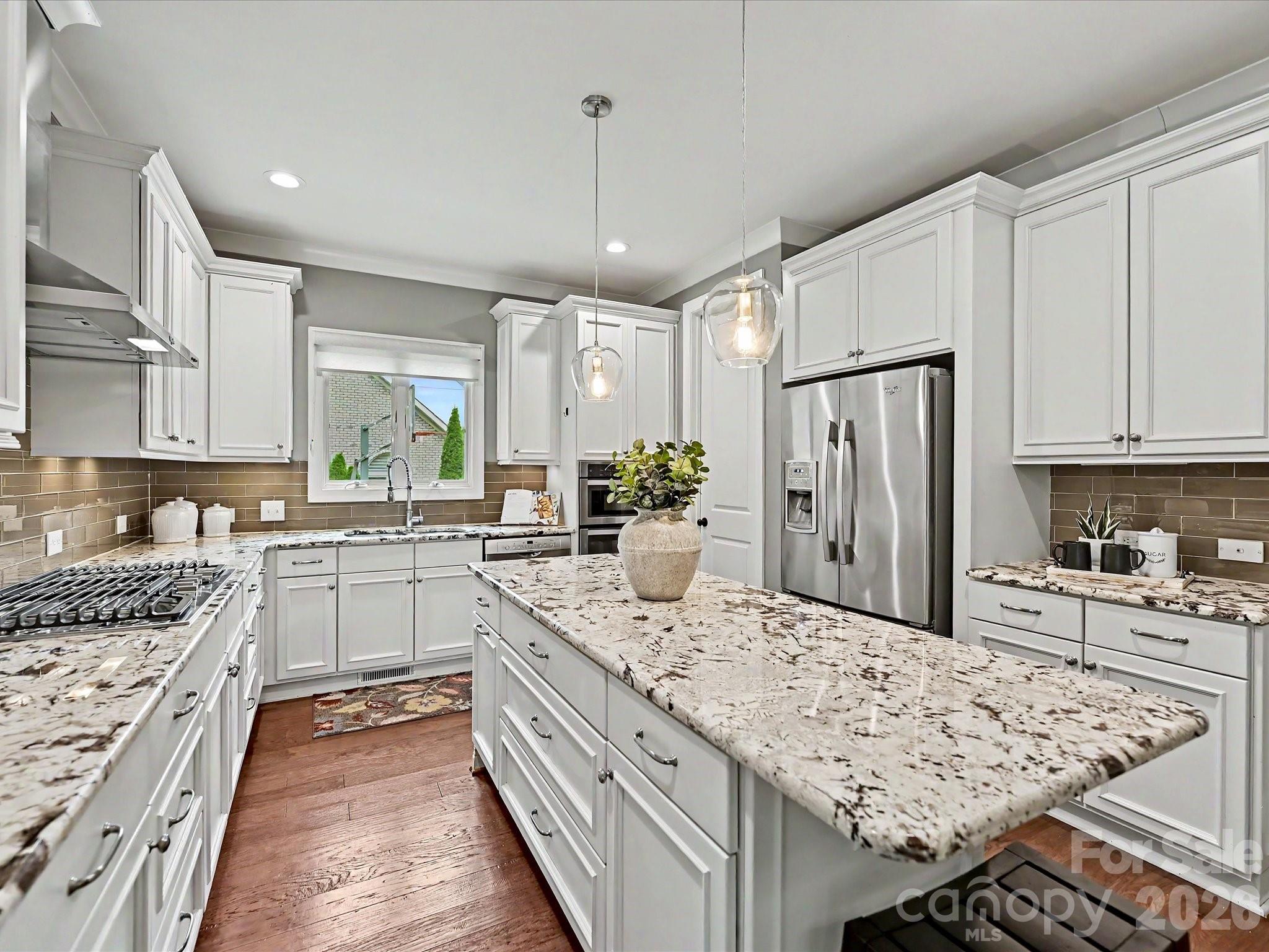129 Buckingham Place Road — Mooresville