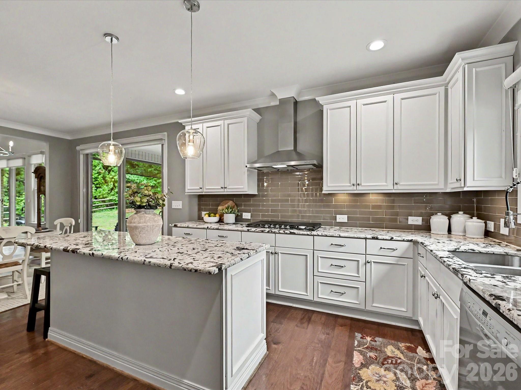 129 Buckingham Place Road — Mooresville