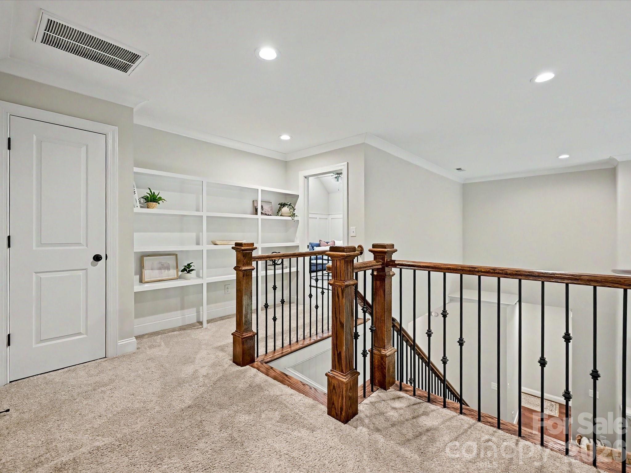 129 Buckingham Place Road — Mooresville