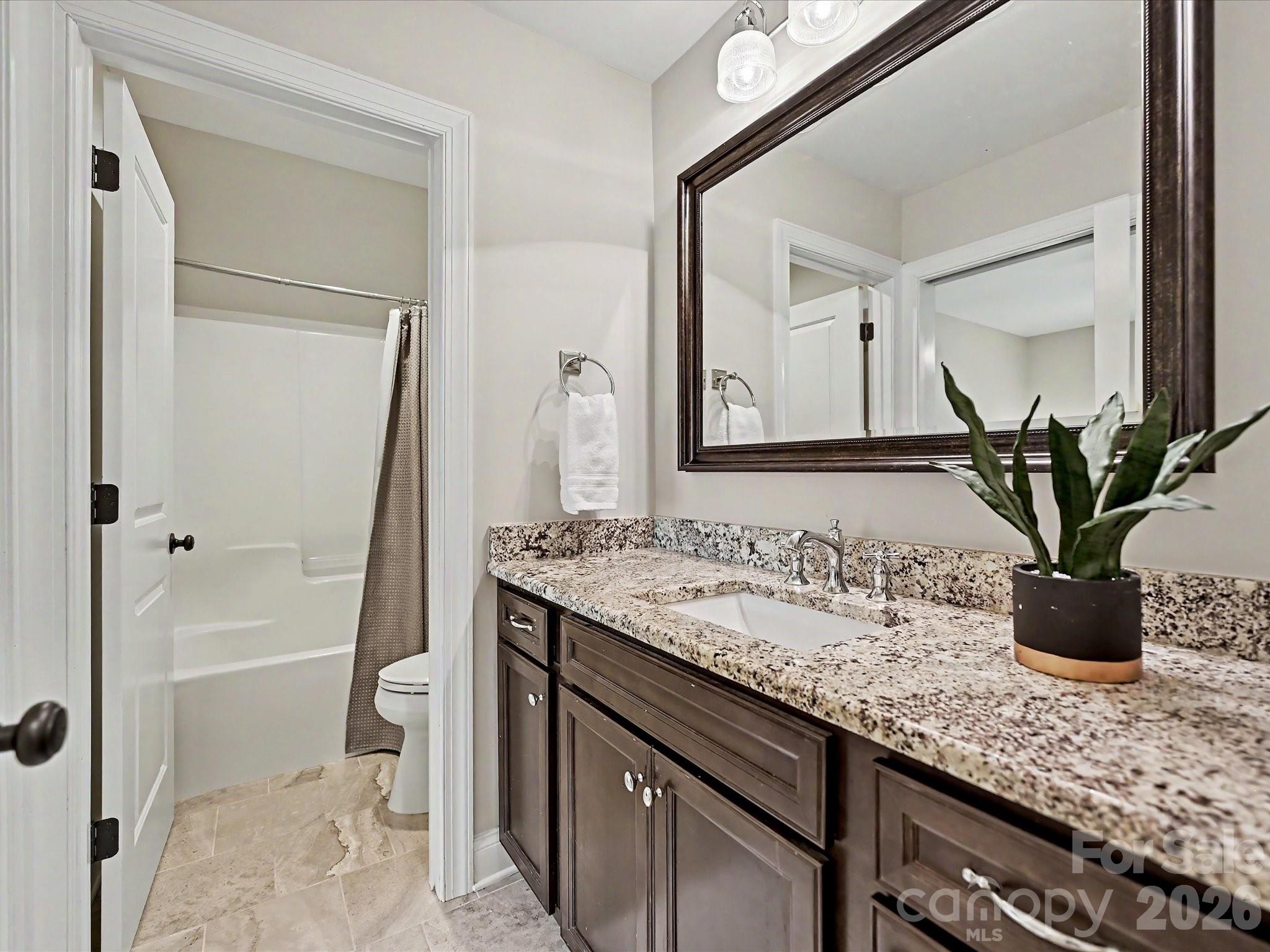 129 Buckingham Place Road — Mooresville