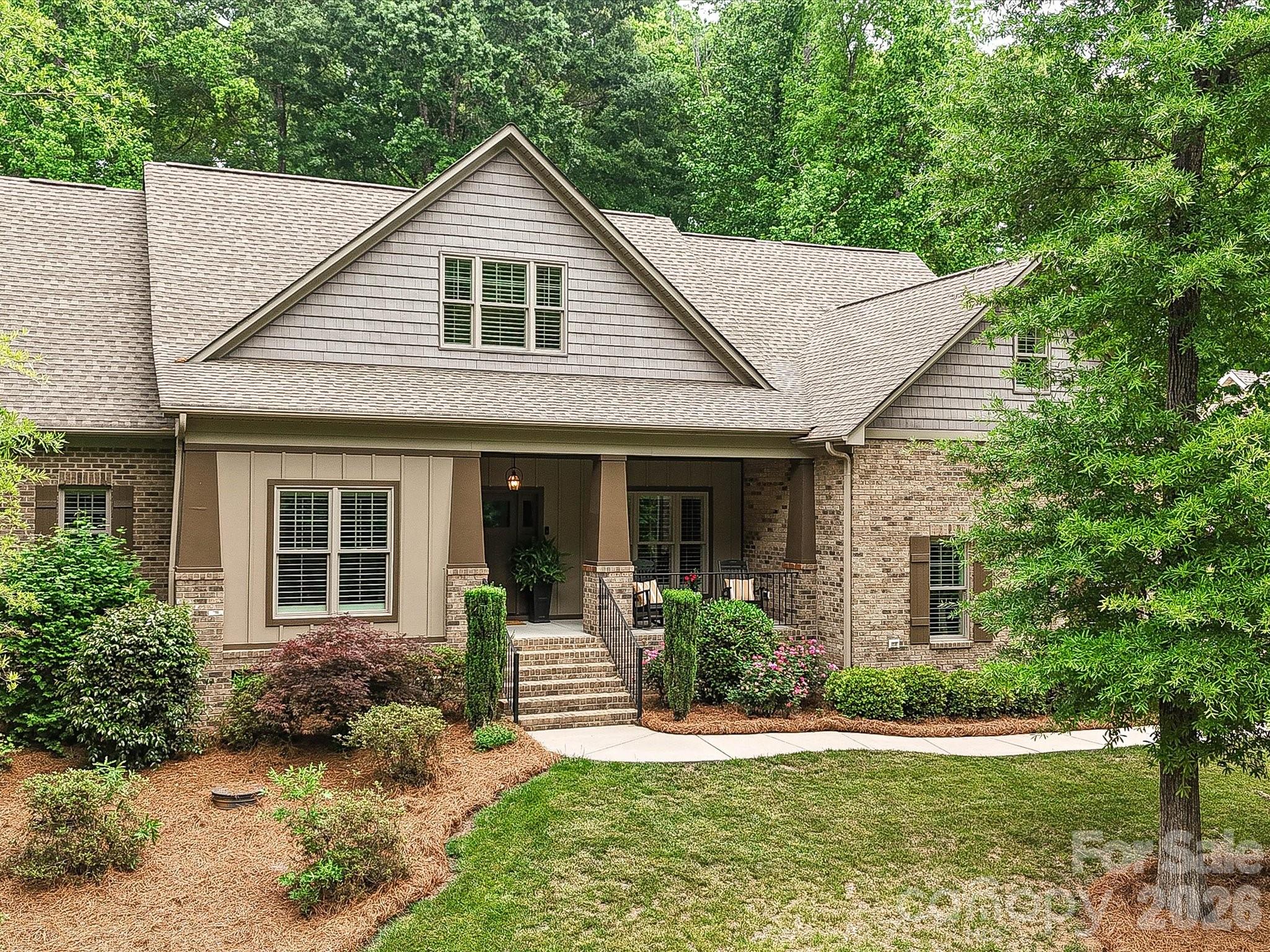 129 Buckingham Place Road — Mooresville