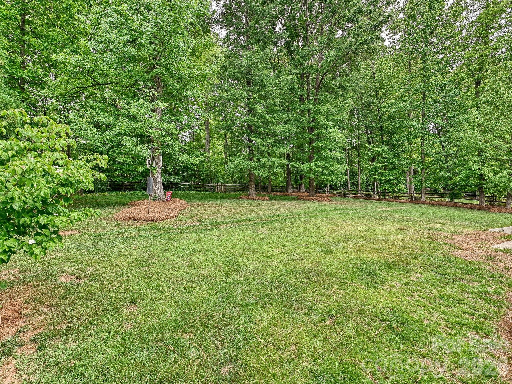 129 Buckingham Place Road — Mooresville