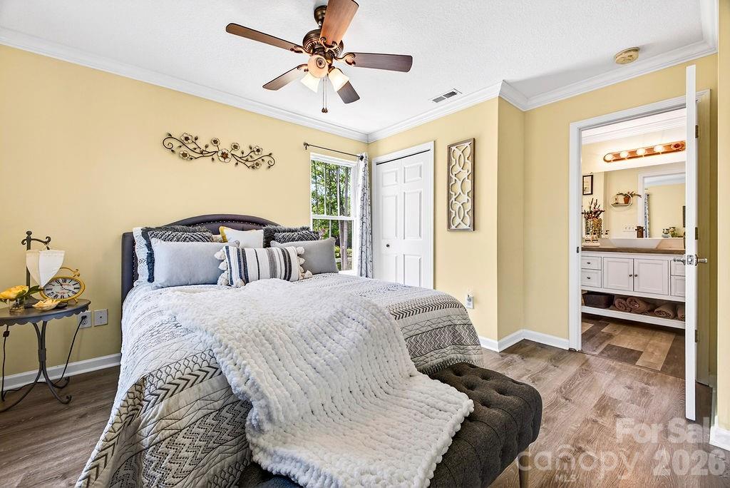 100 Victoria Springs Drive — Flat Rock