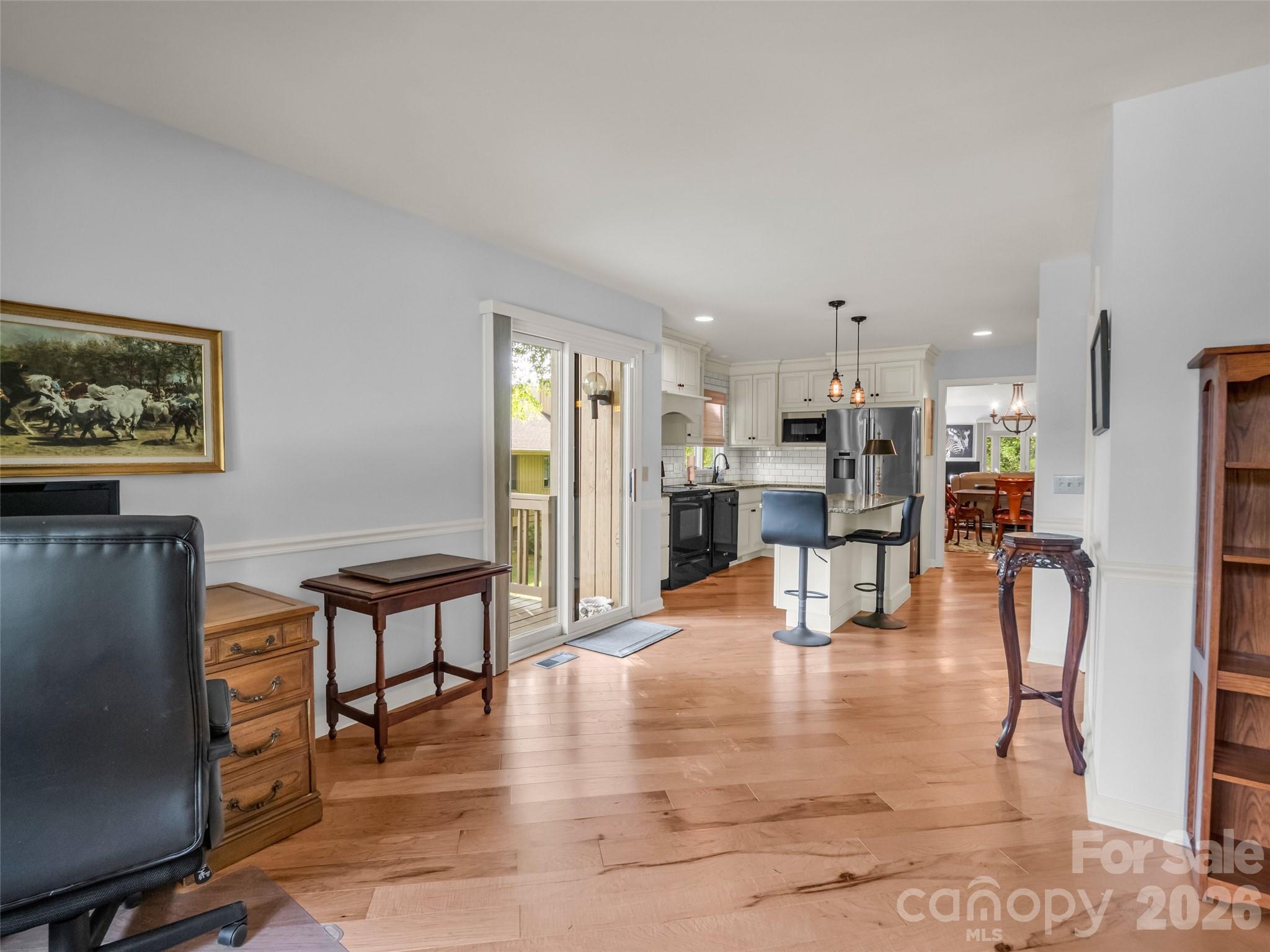 102 White Oak Drive — Hendersonville