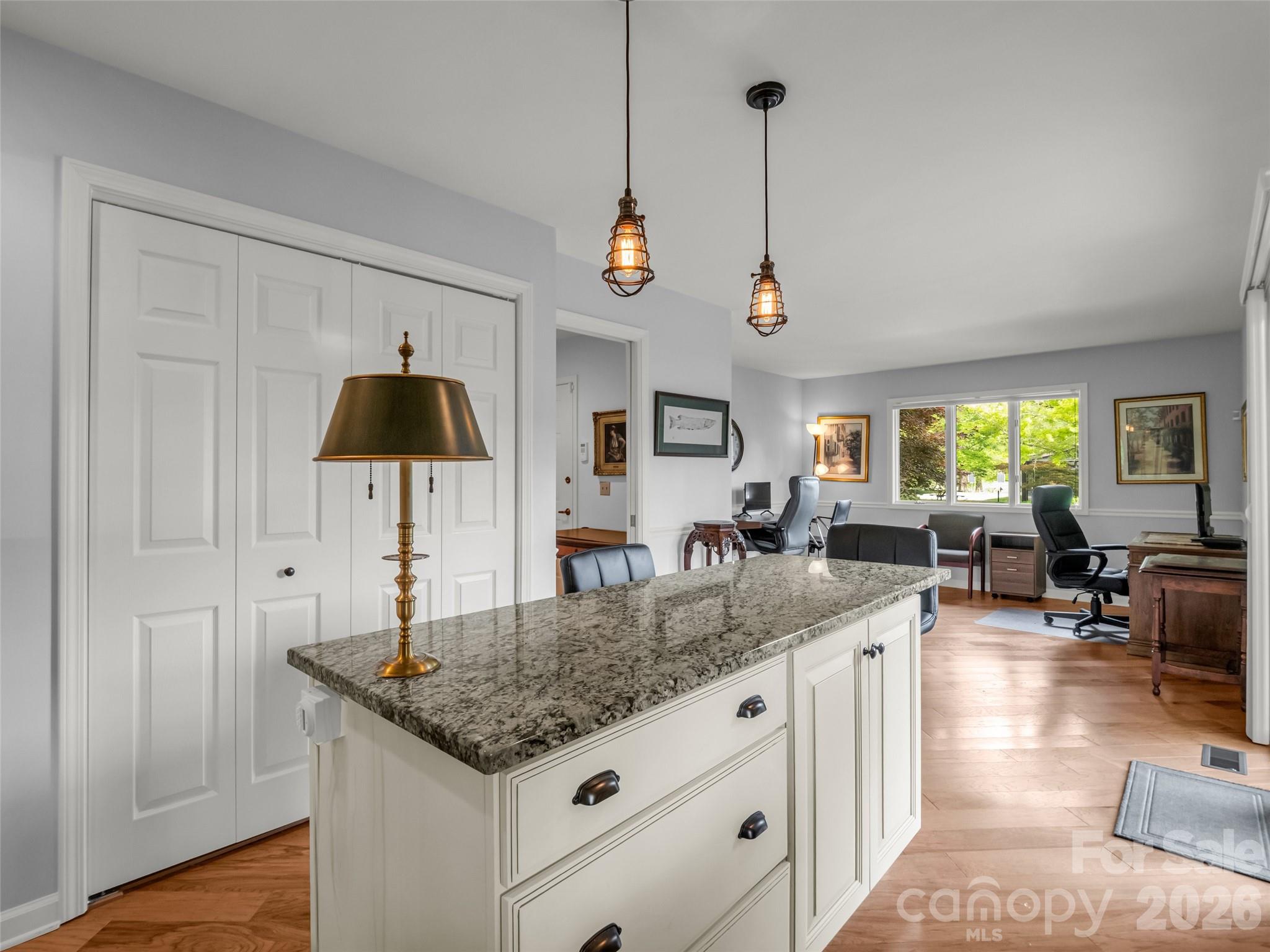 102 White Oak Drive — Hendersonville