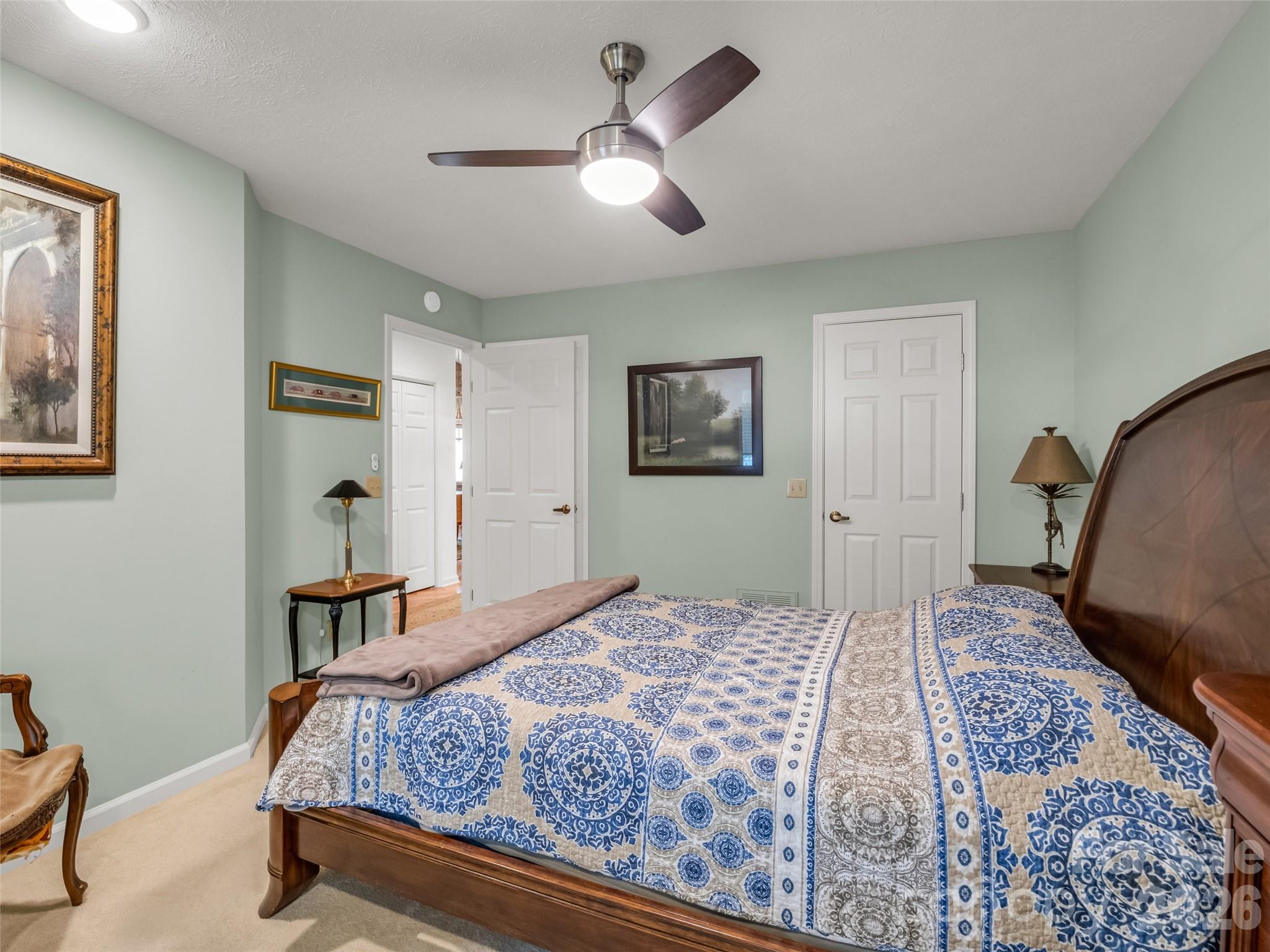102 White Oak Drive — Hendersonville