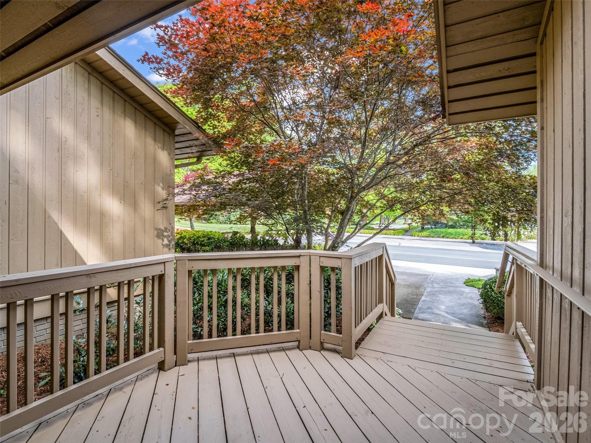 102 White Oak Drive — Hendersonville