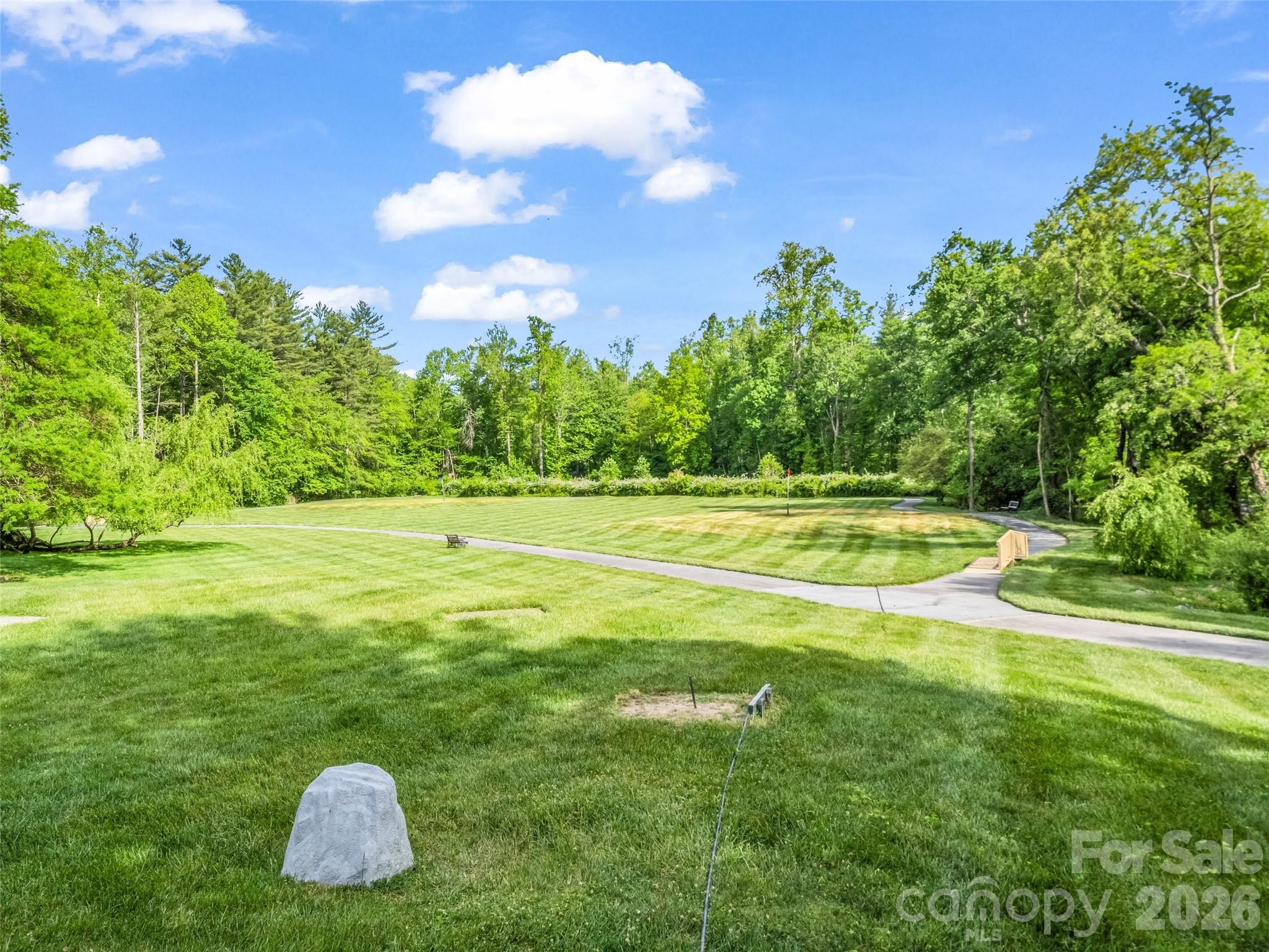 102 White Oak Drive — Hendersonville