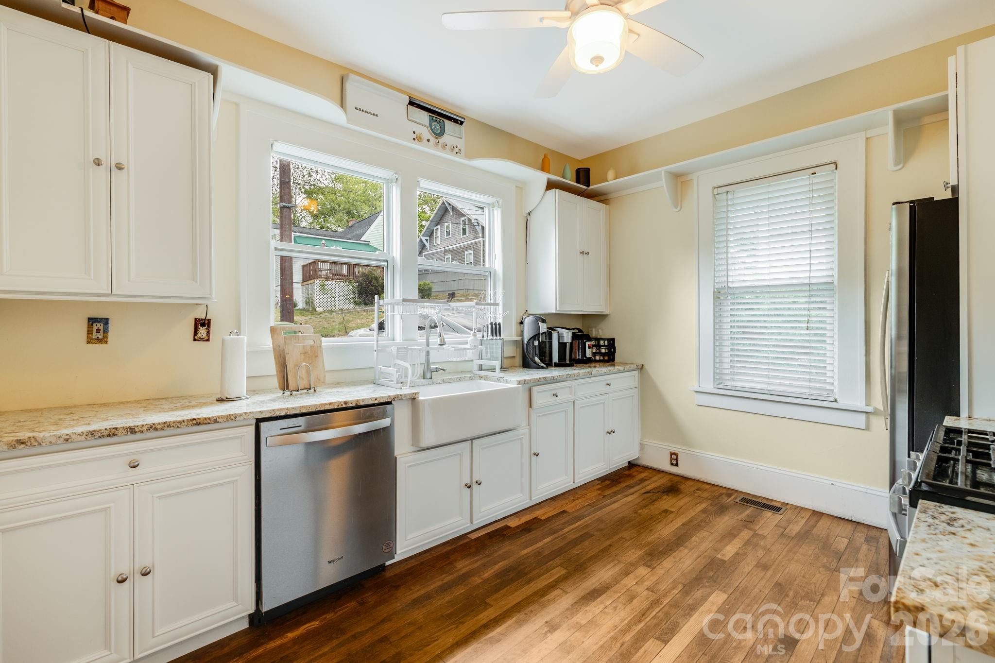 107 Courtland Avenue — Asheville