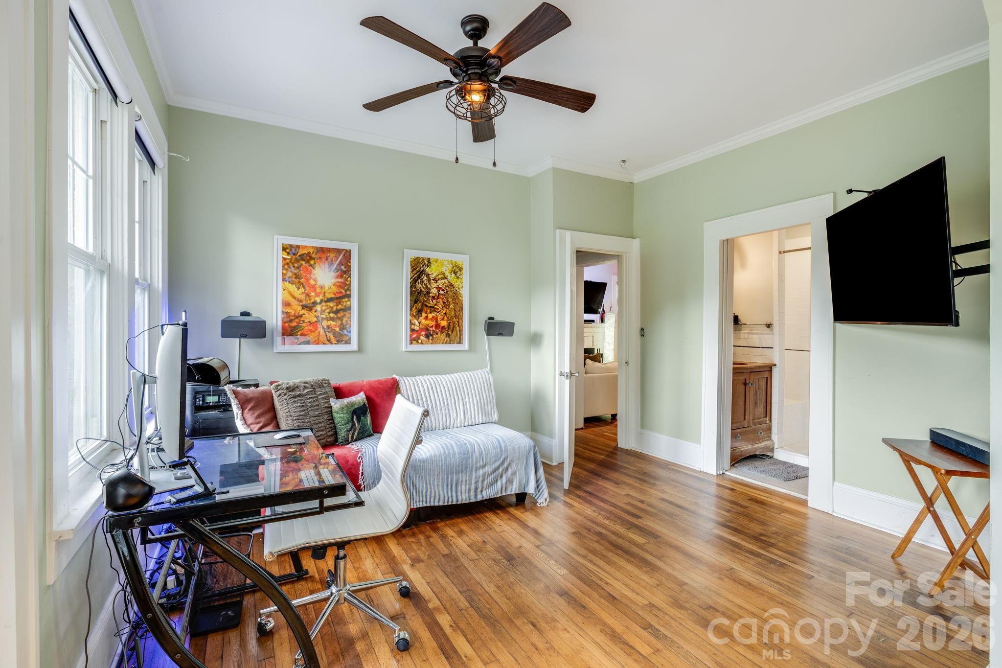 107 Courtland Avenue — Asheville