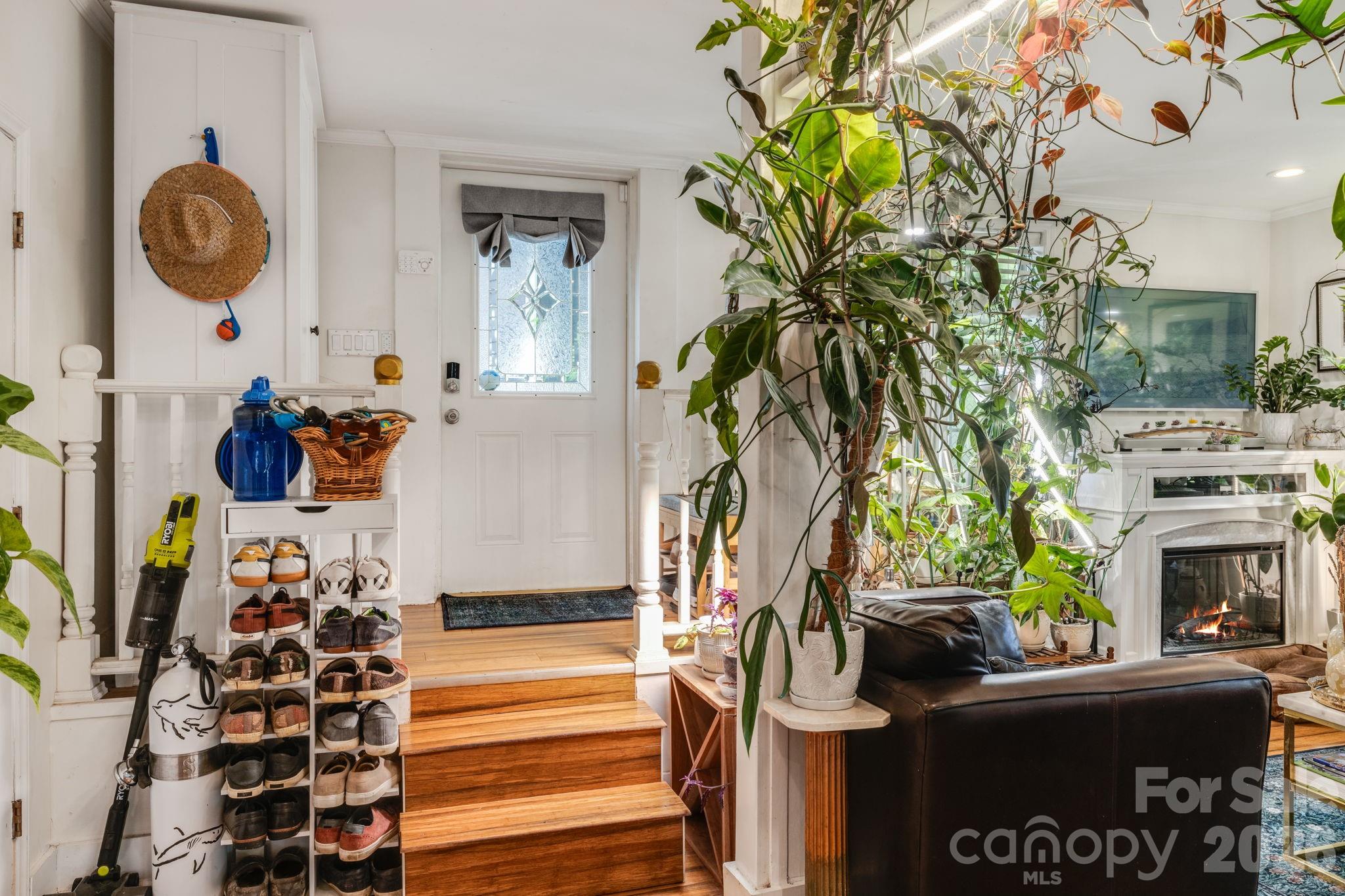 107 Courtland Avenue — Asheville