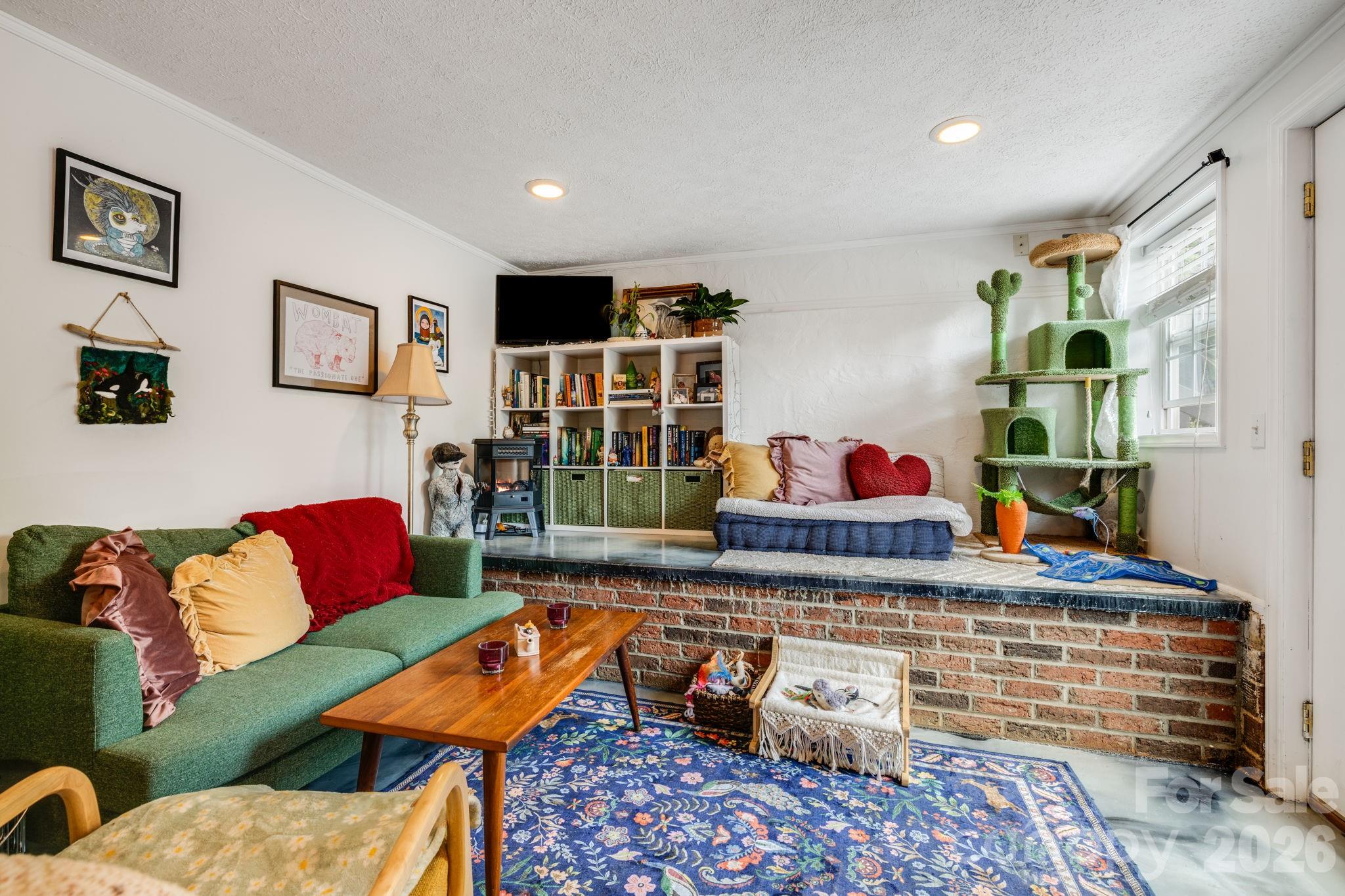 107 Courtland Avenue — Asheville