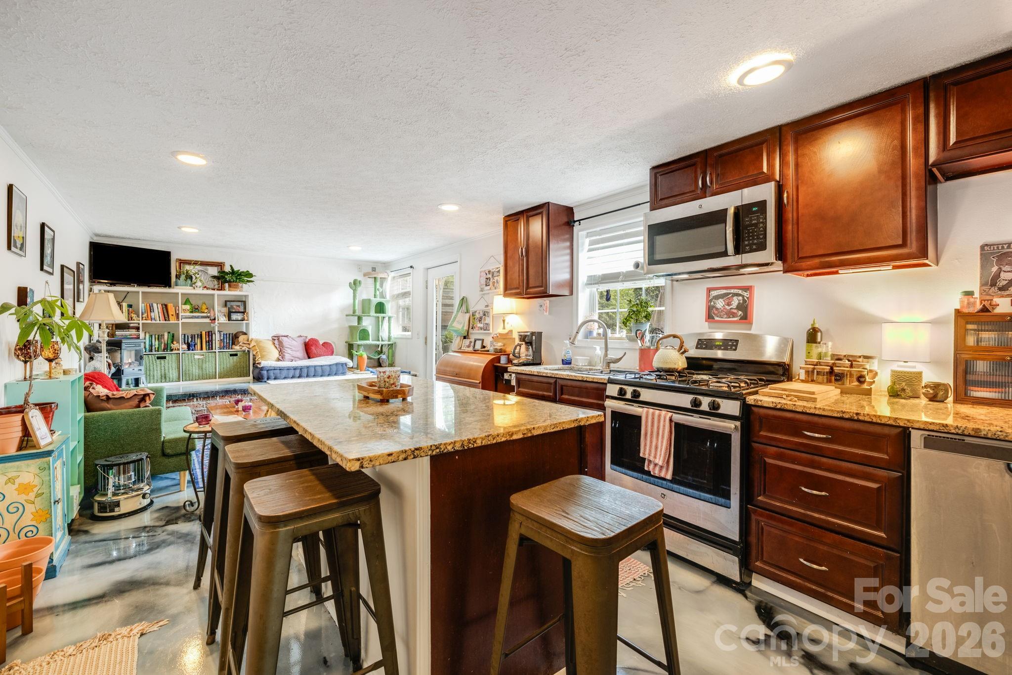 107 Courtland Avenue — Asheville