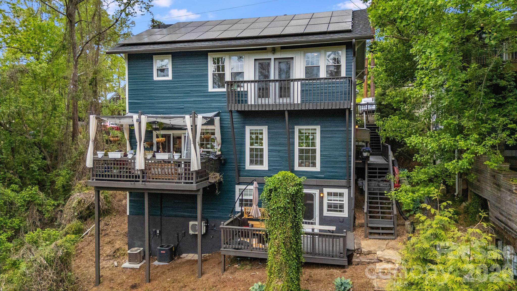 107 Courtland Avenue — Asheville