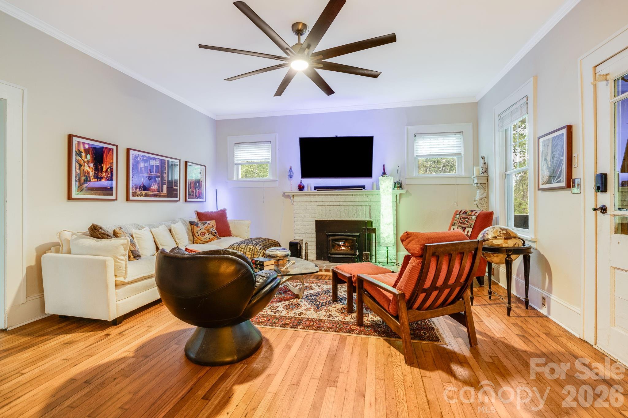 107 Courtland Avenue — Asheville