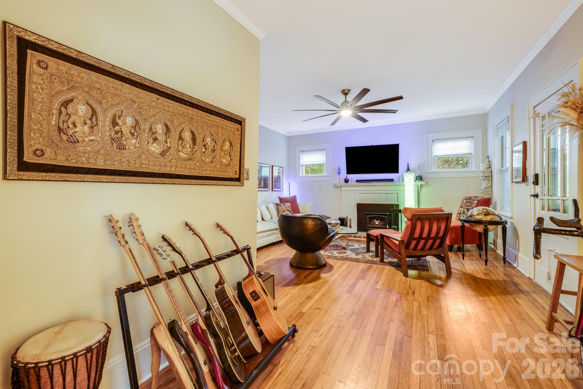 107 Courtland Avenue — Asheville