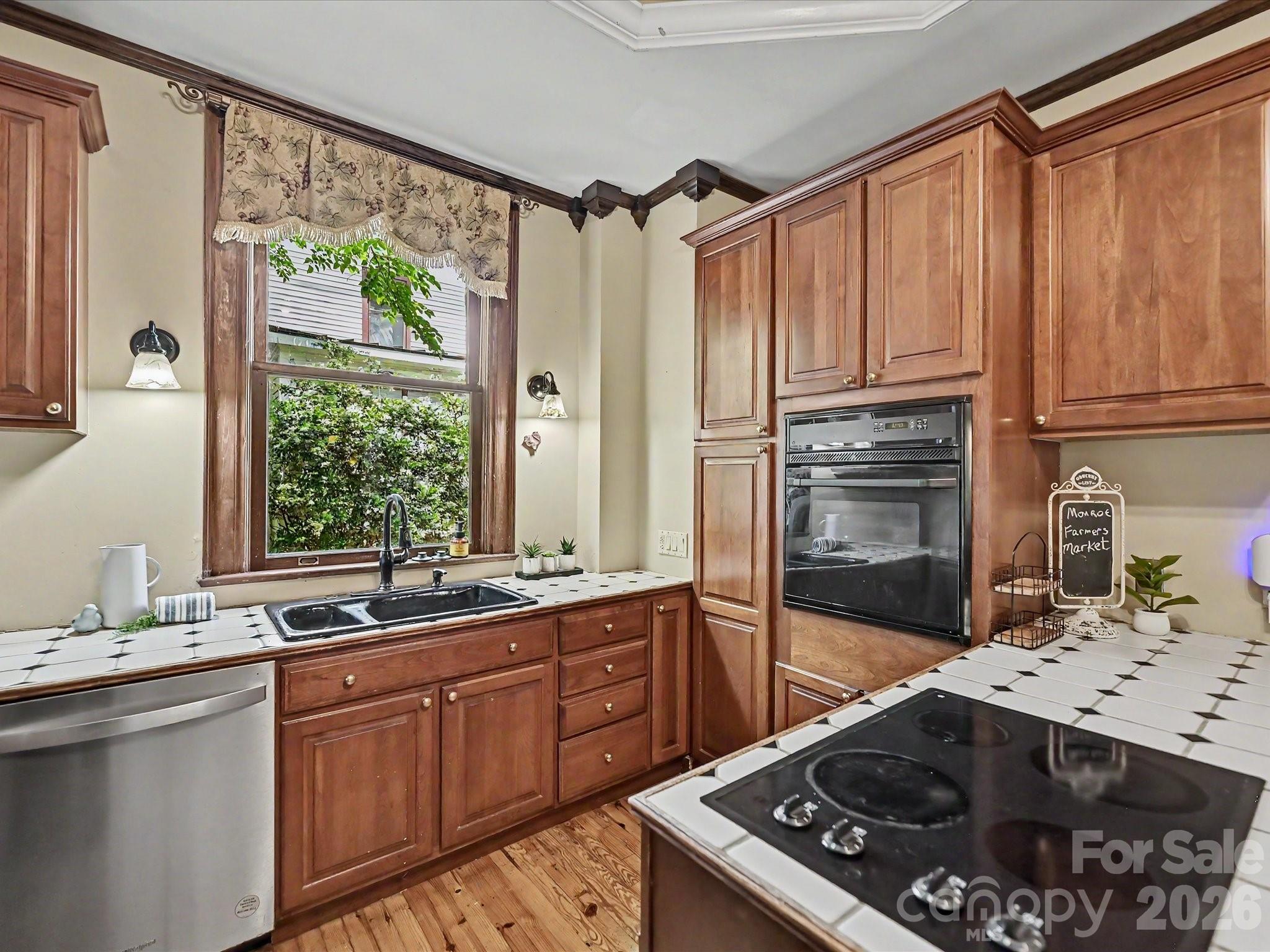 702 S Hayne Street — Monroe
