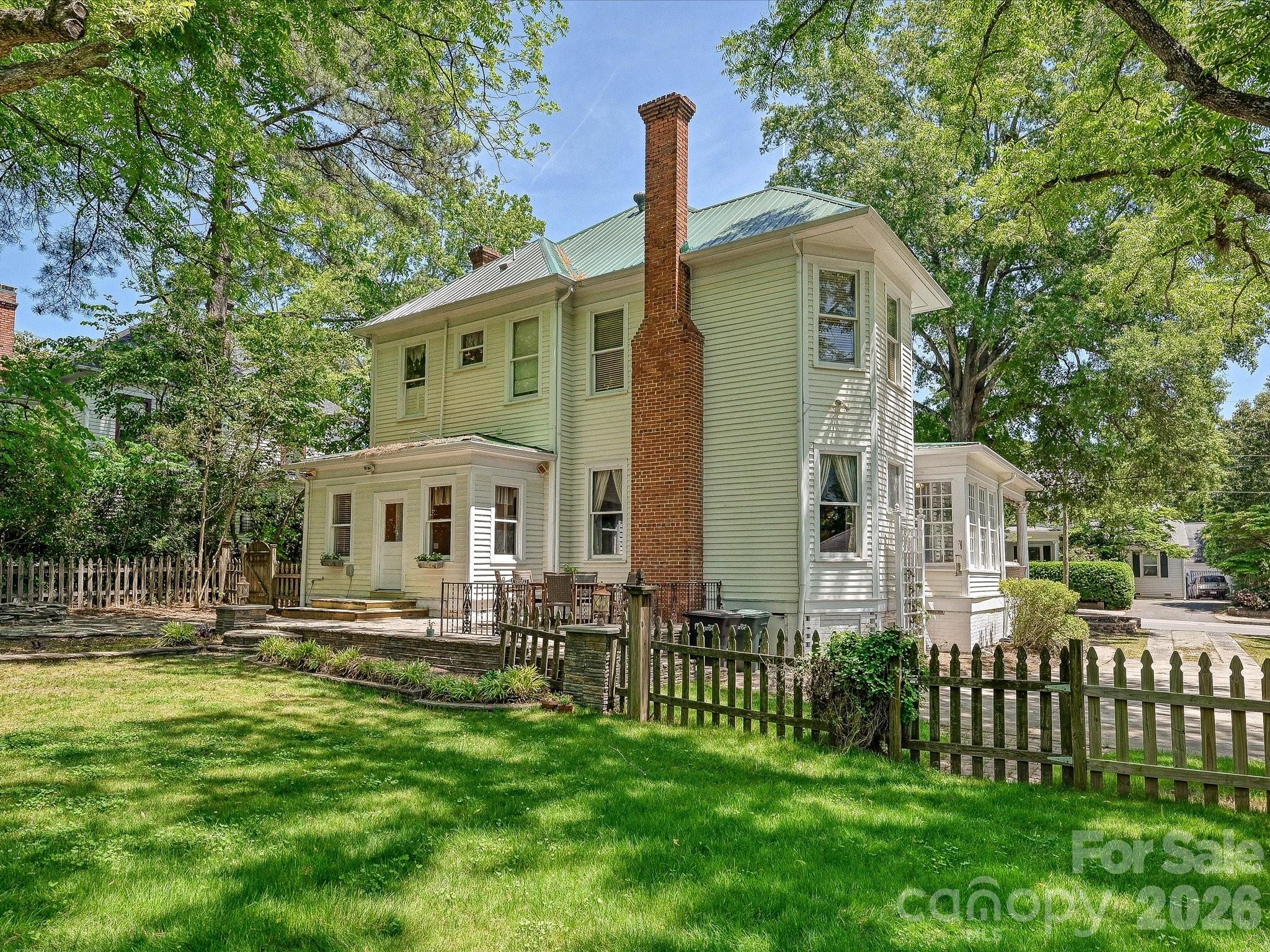 702 S Hayne Street — Monroe