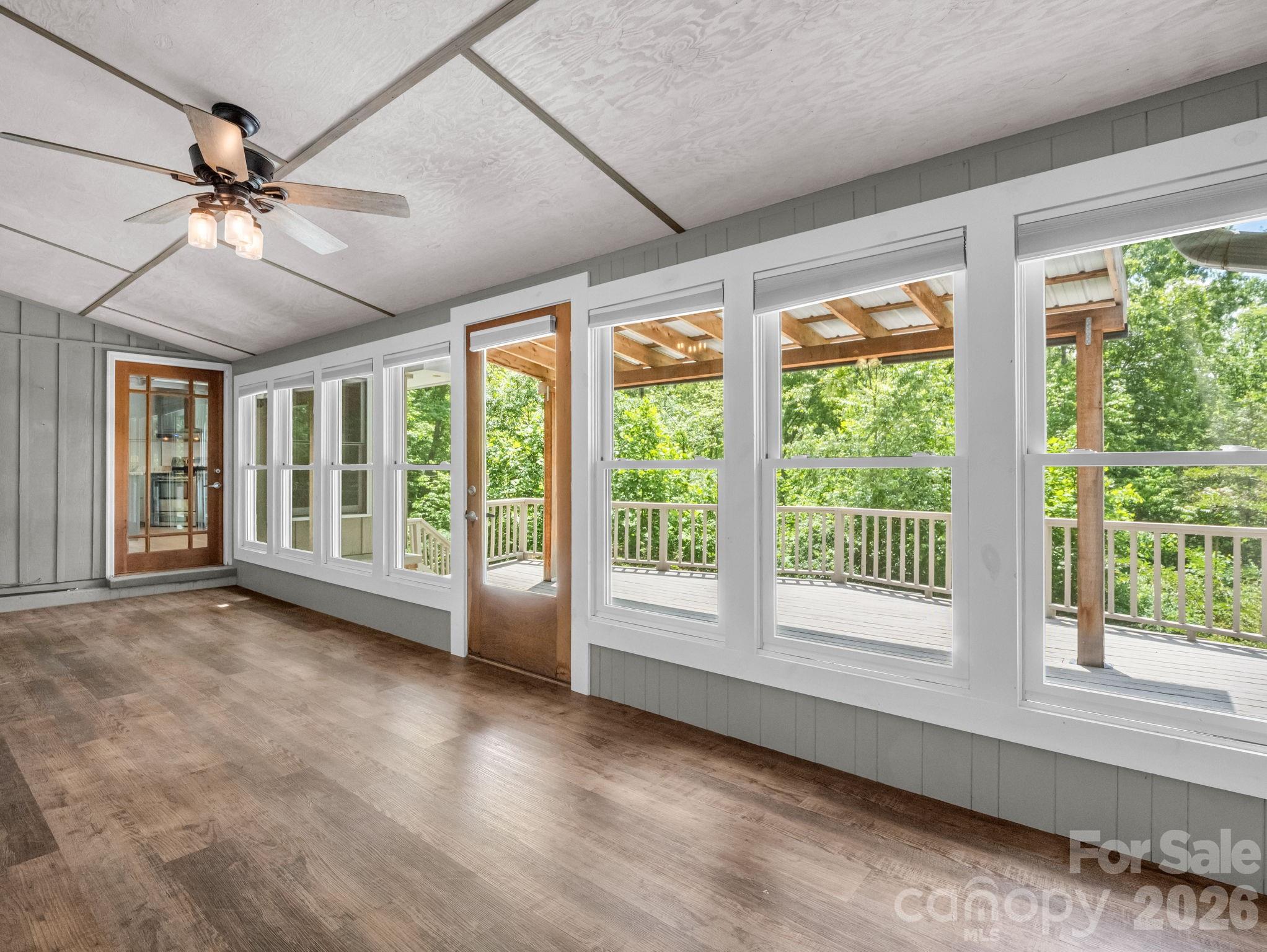7 Hearthstone Lane — Landrum