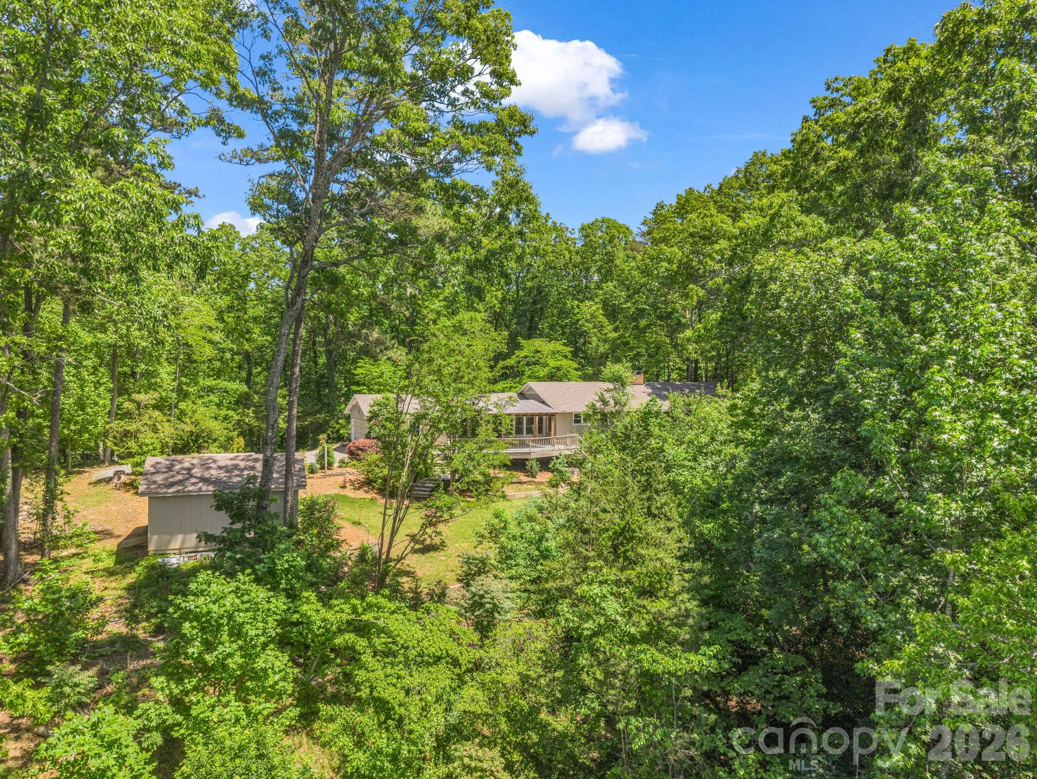 7 Hearthstone Lane — Landrum