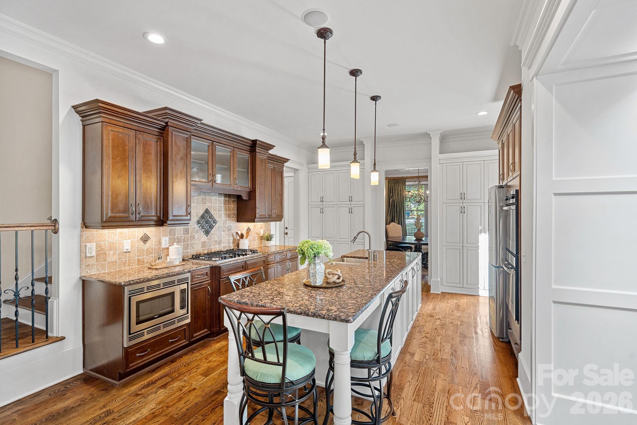 121 Willow Bend Court — Mooresville