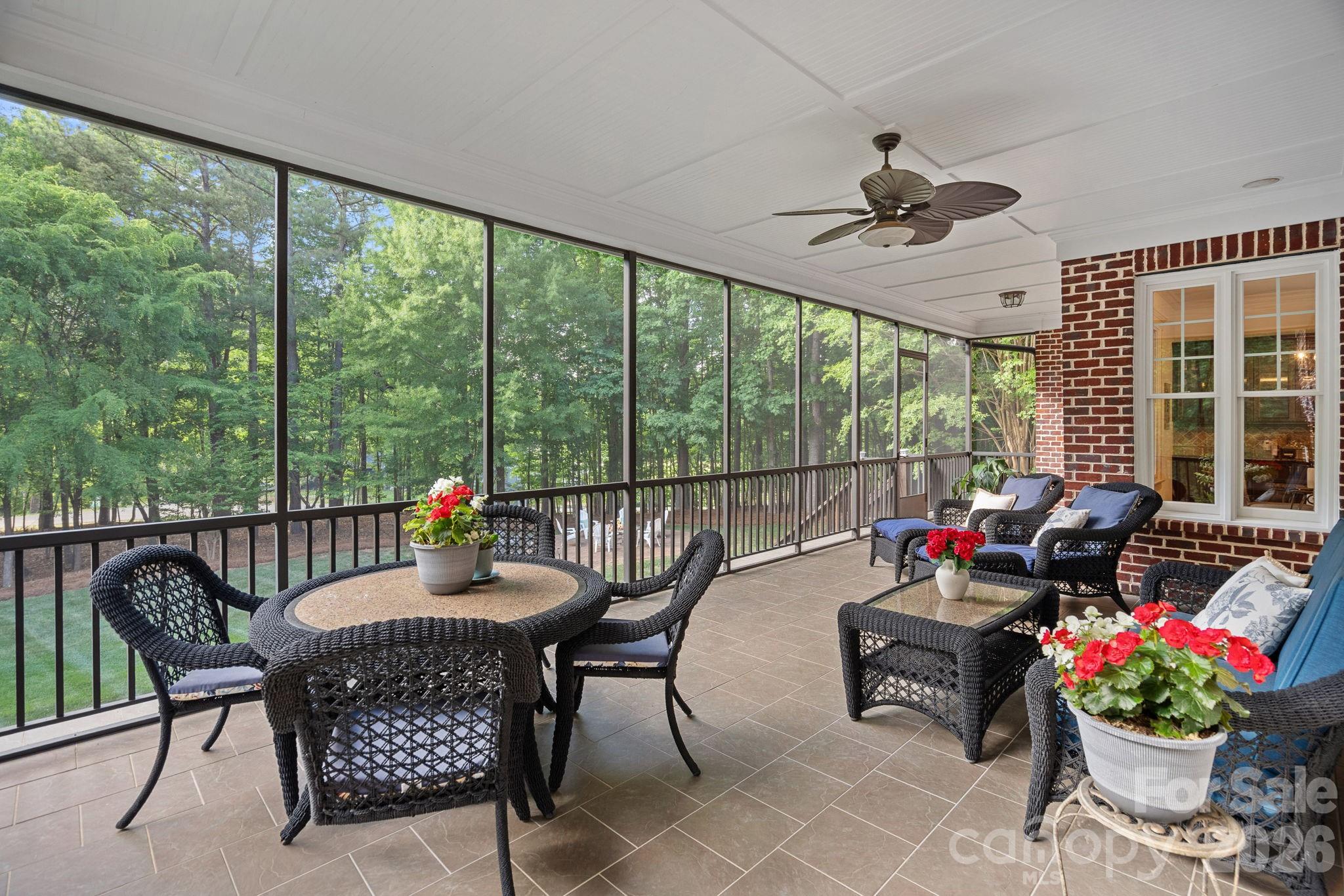 121 Willow Bend Court — Mooresville