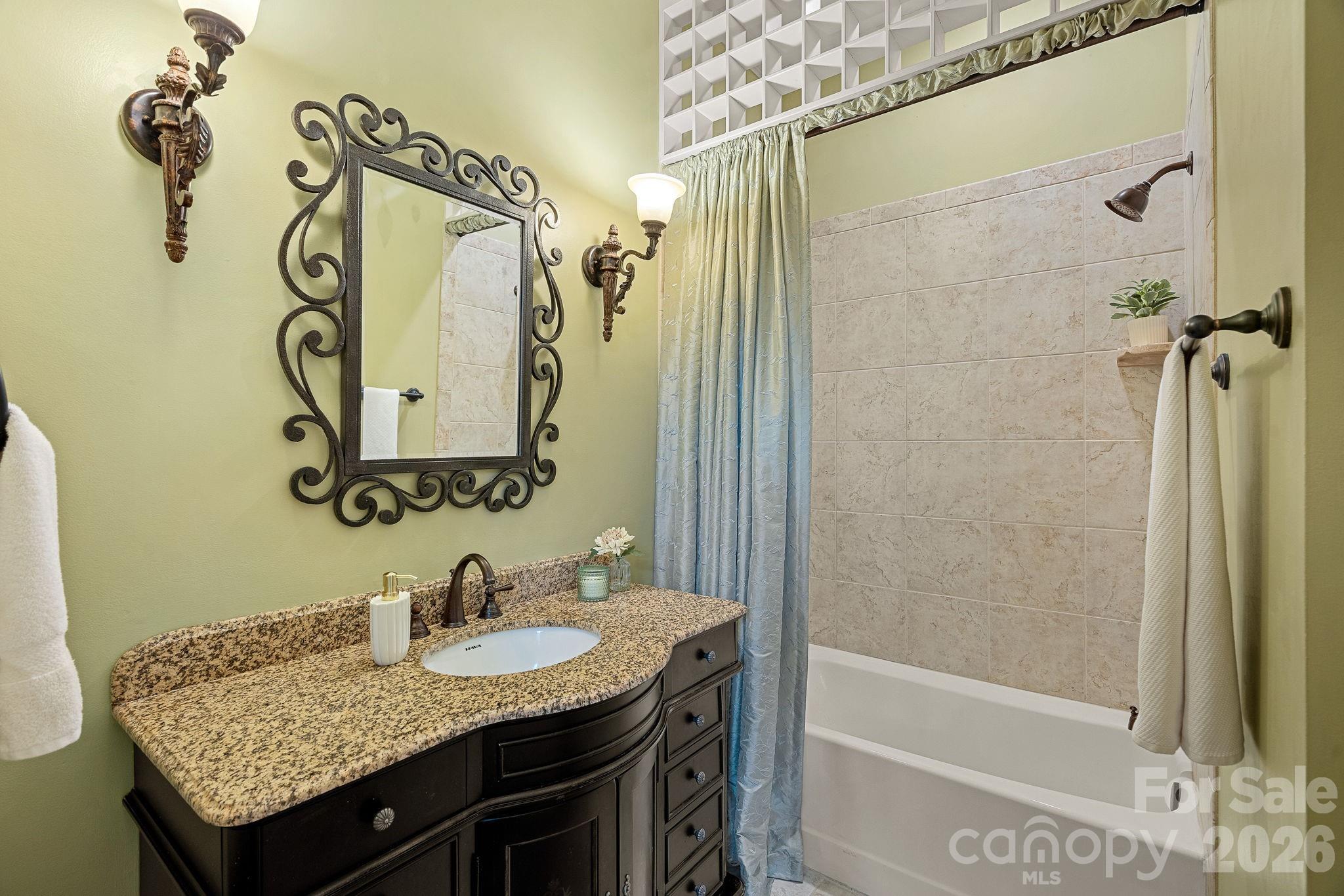 121 Willow Bend Court — Mooresville