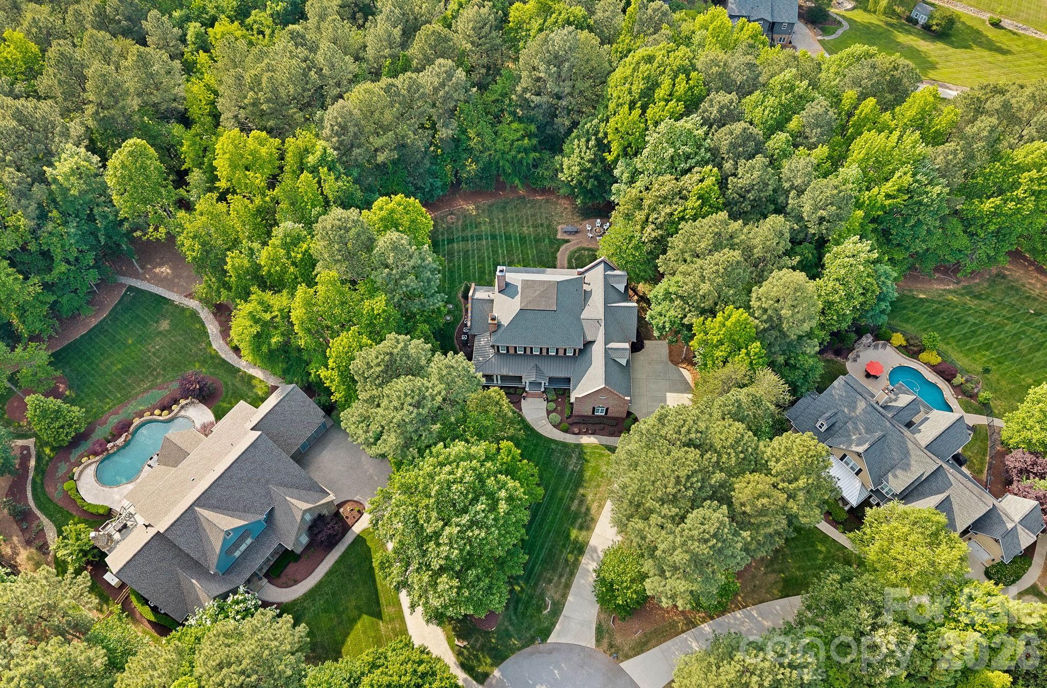 121 Willow Bend Court — Mooresville
