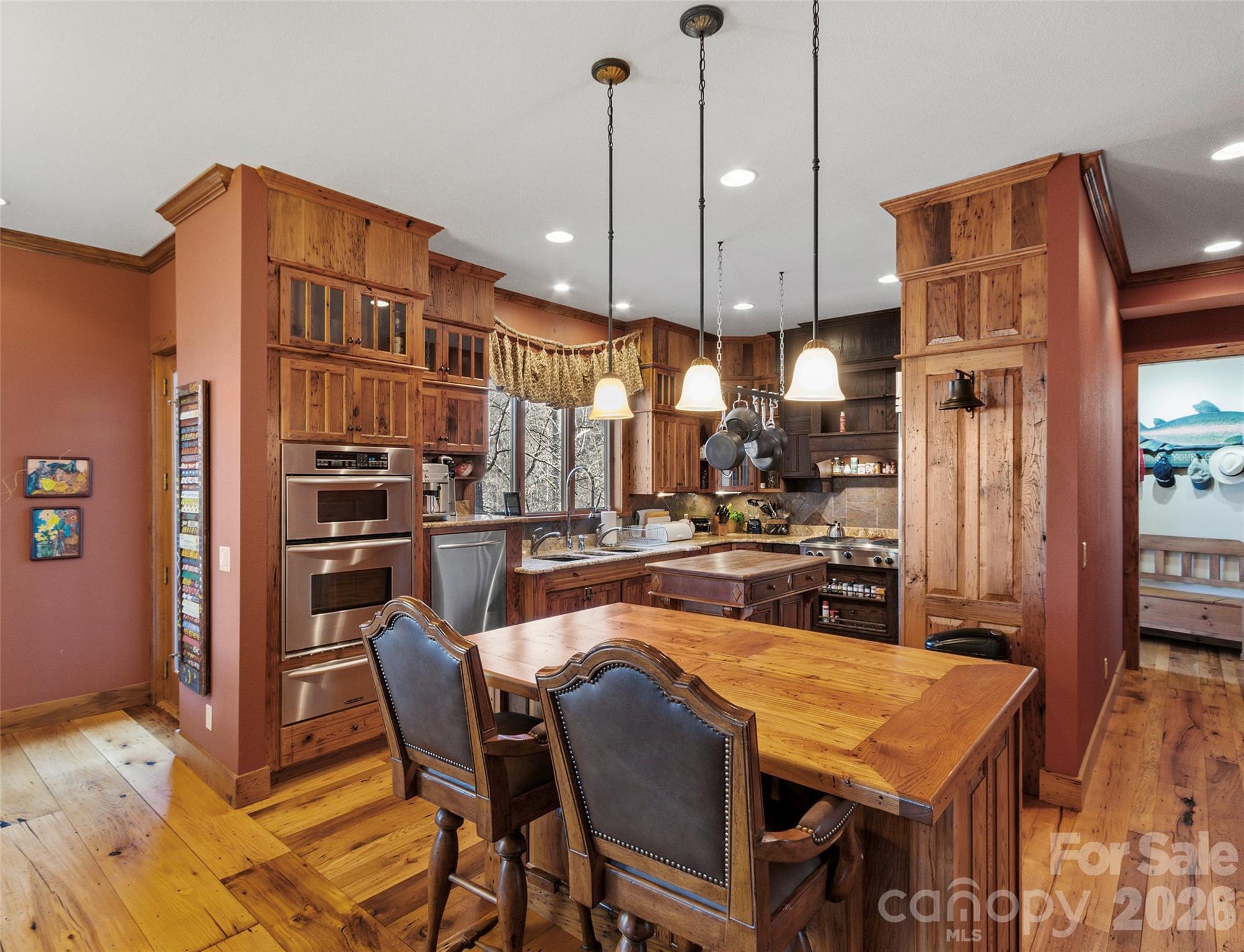 56 Spring House Drive — Burnsville