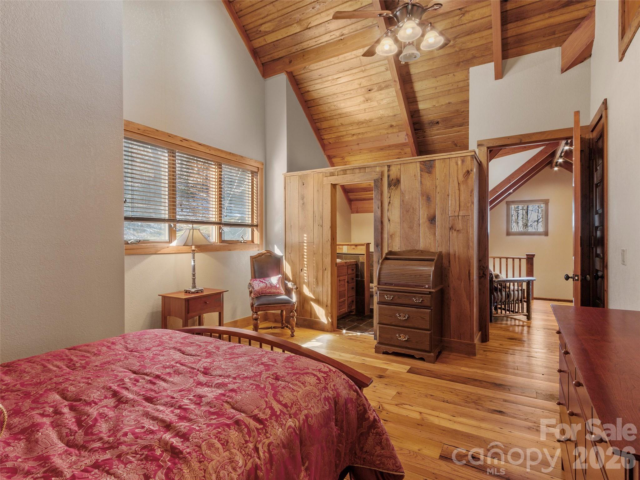 56 Spring House Drive — Burnsville